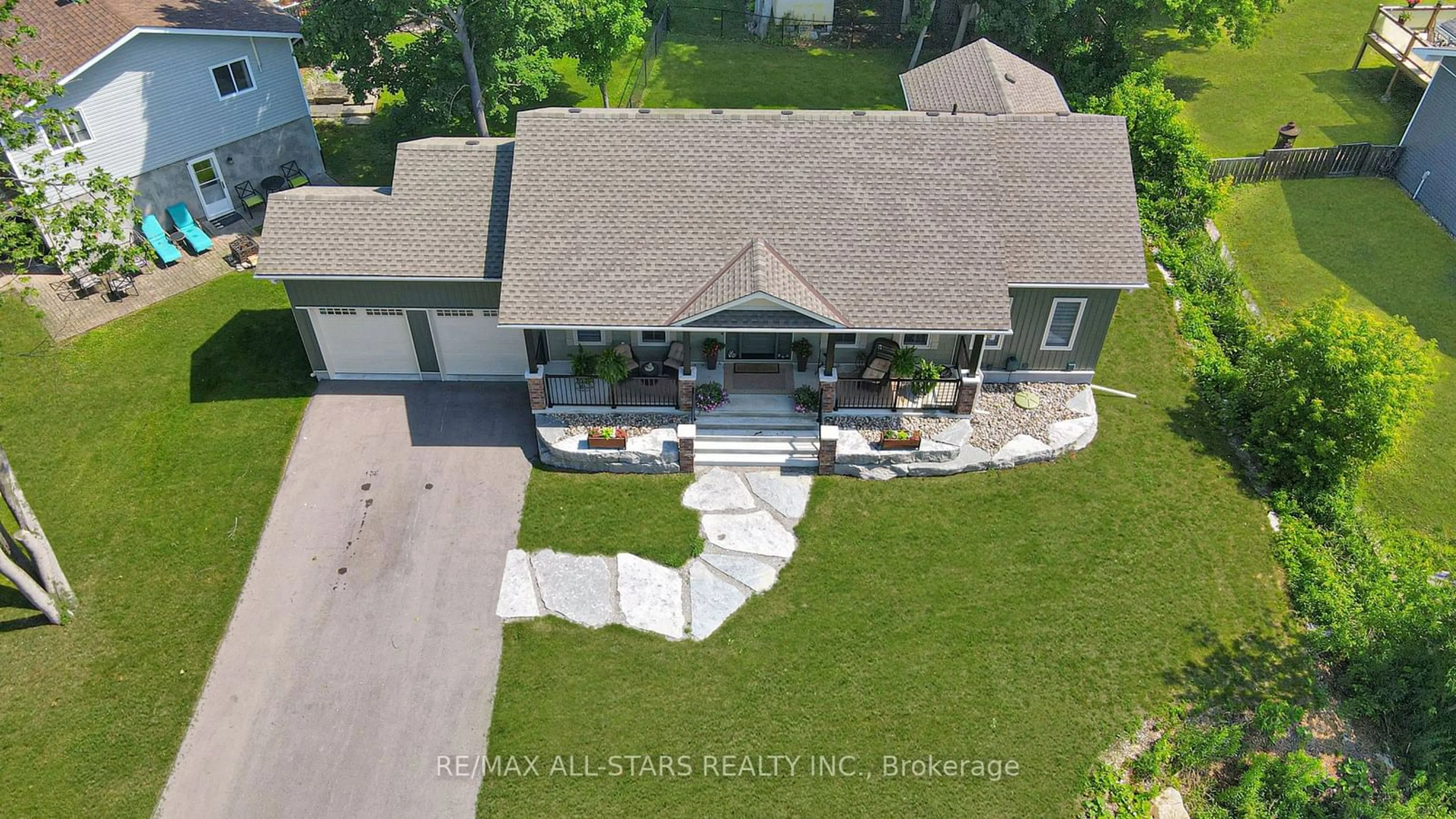 Frontside or backside of a home for 5 Princes St, Kawartha Lakes Ontario K0M 1N0