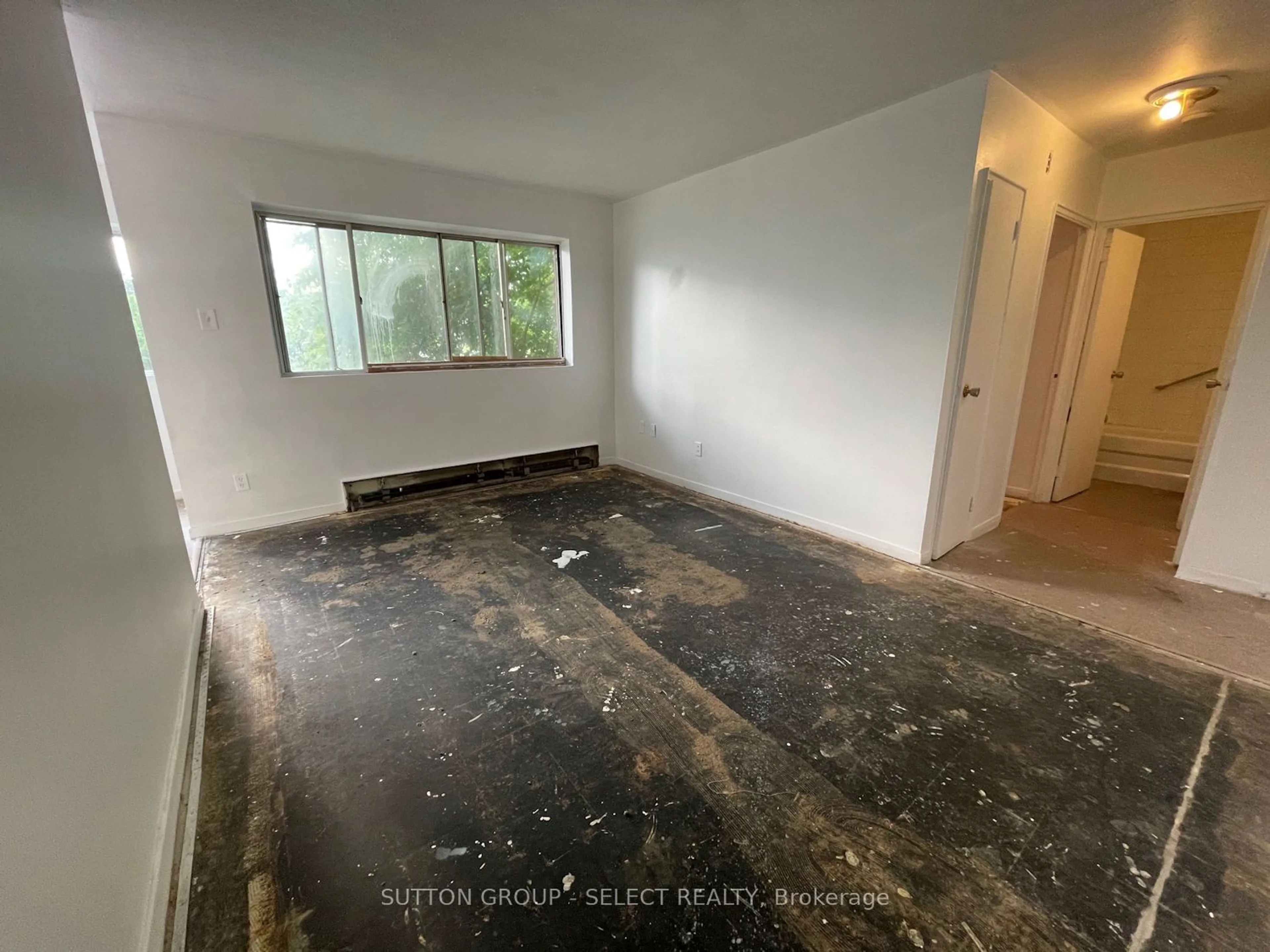 A pic of a room for 1176 Hamilton Rd #203, London Ontario N5W 1A9