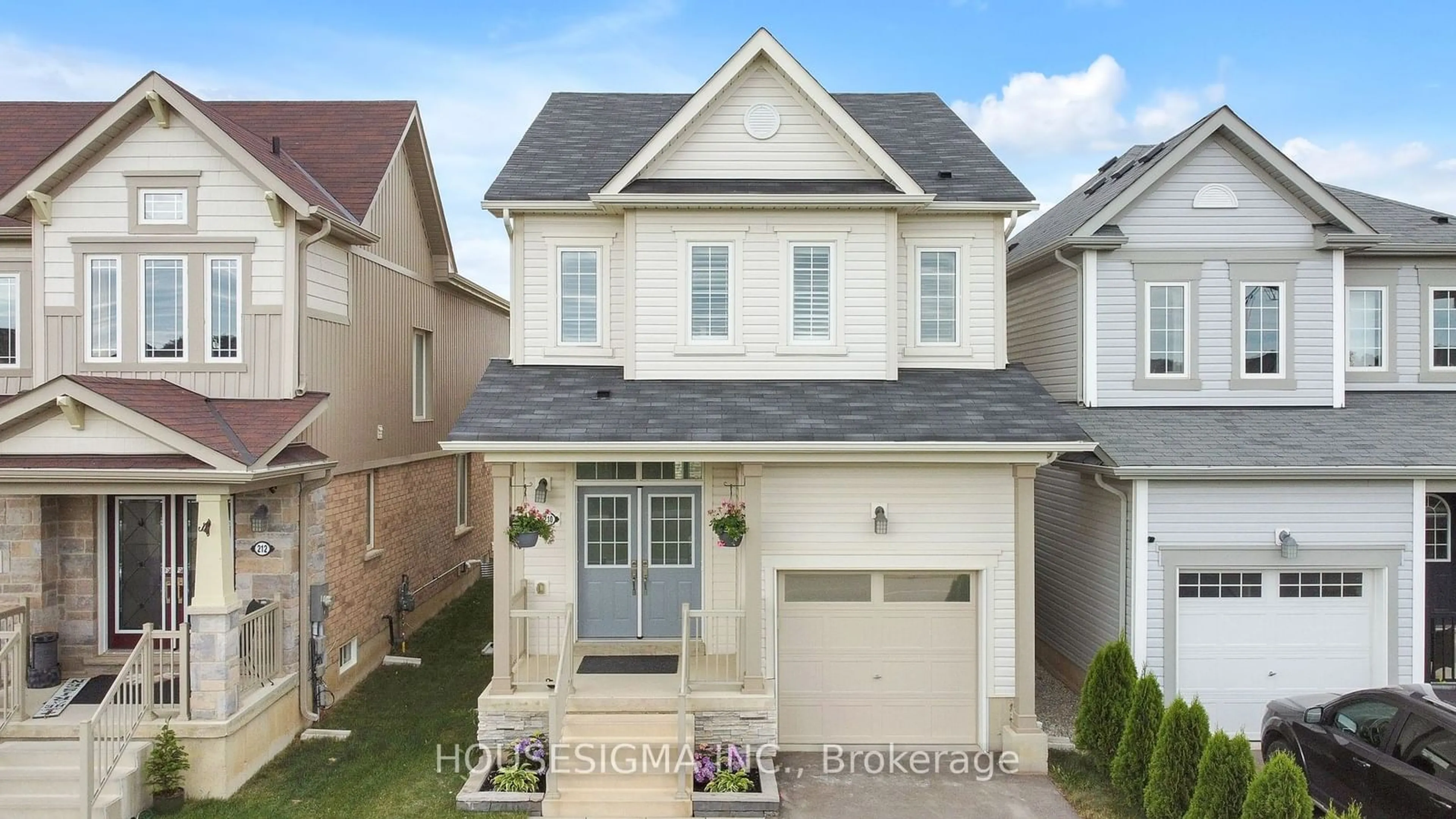 Frontside or backside of a home for 210 Maclachlan Ave, Haldimand Ontario N3W 0E3