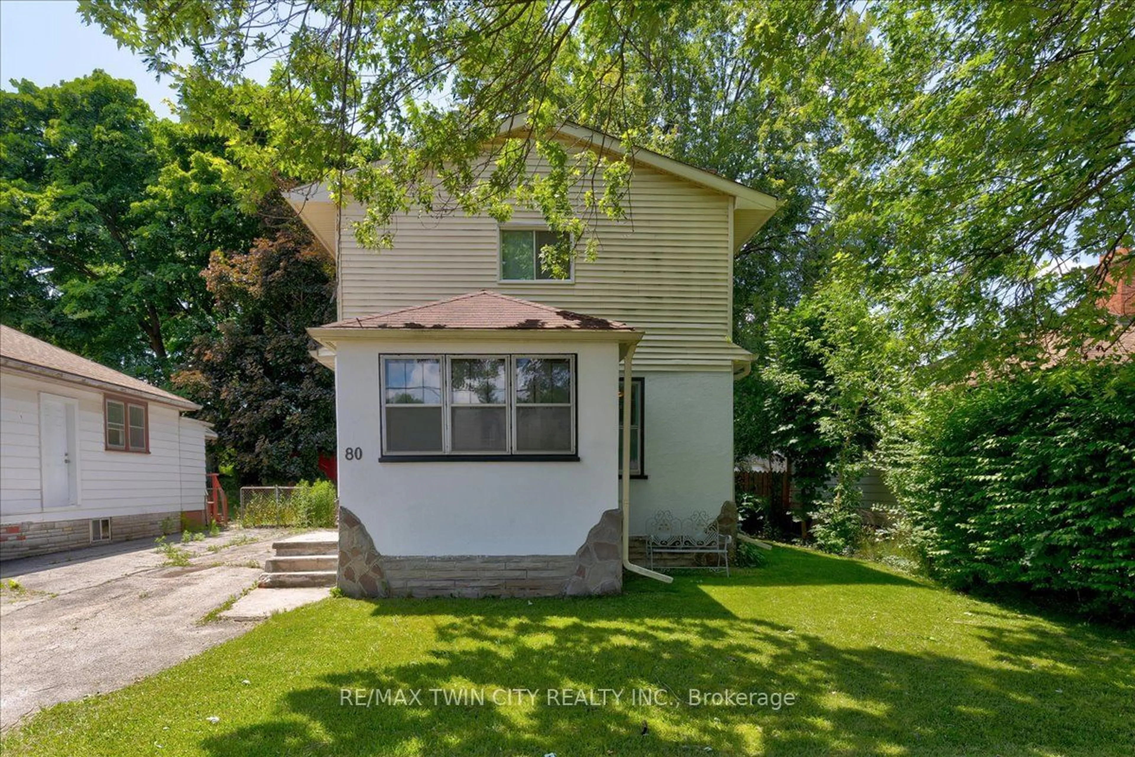 Frontside or backside of a home for 80 Norfolk Ave, Cambridge Ontario N1R 3T9