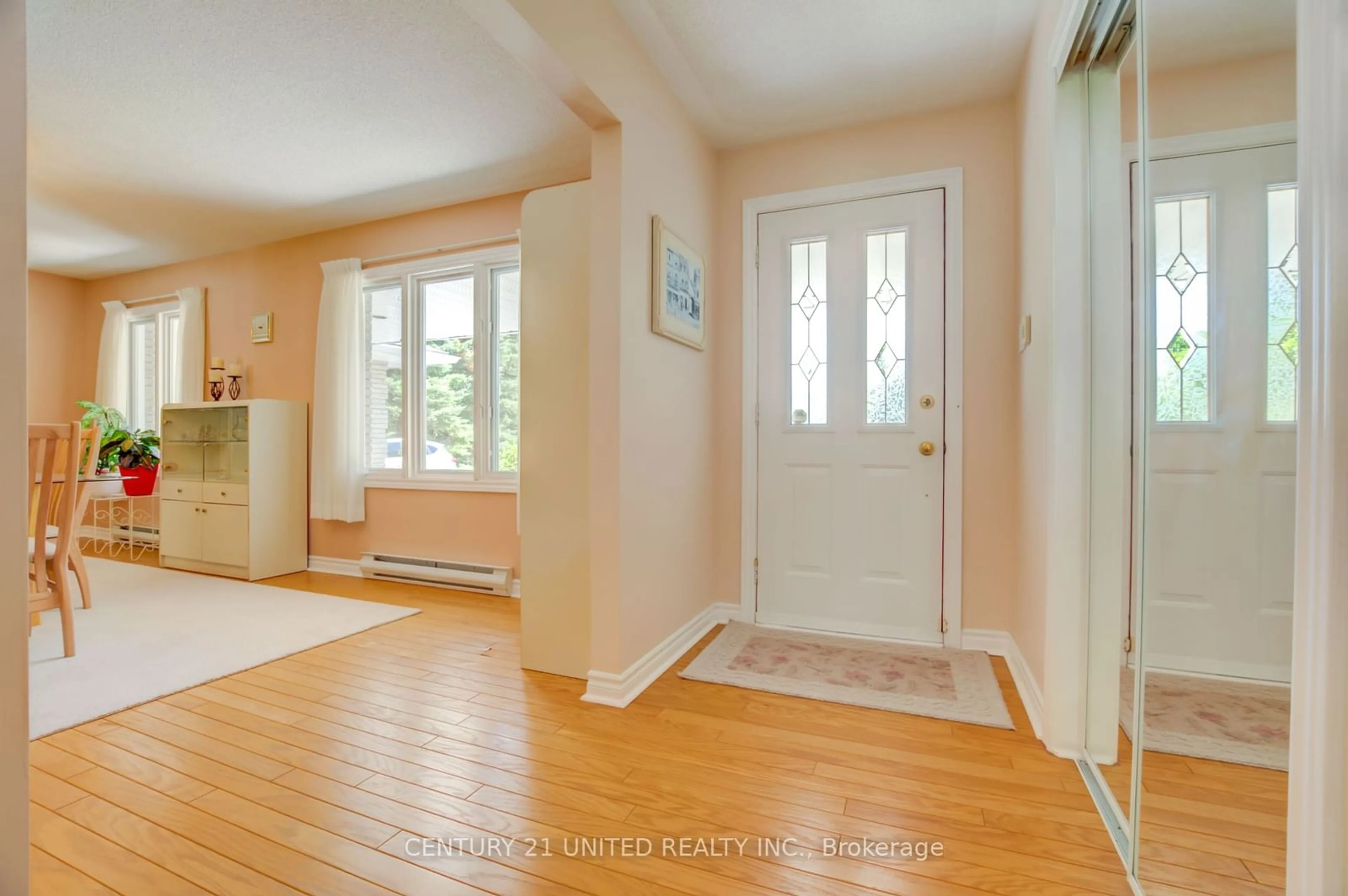 Indoor entryway for 86 Hearthstone Rd, Trent Hills Ontario K0L 1L0