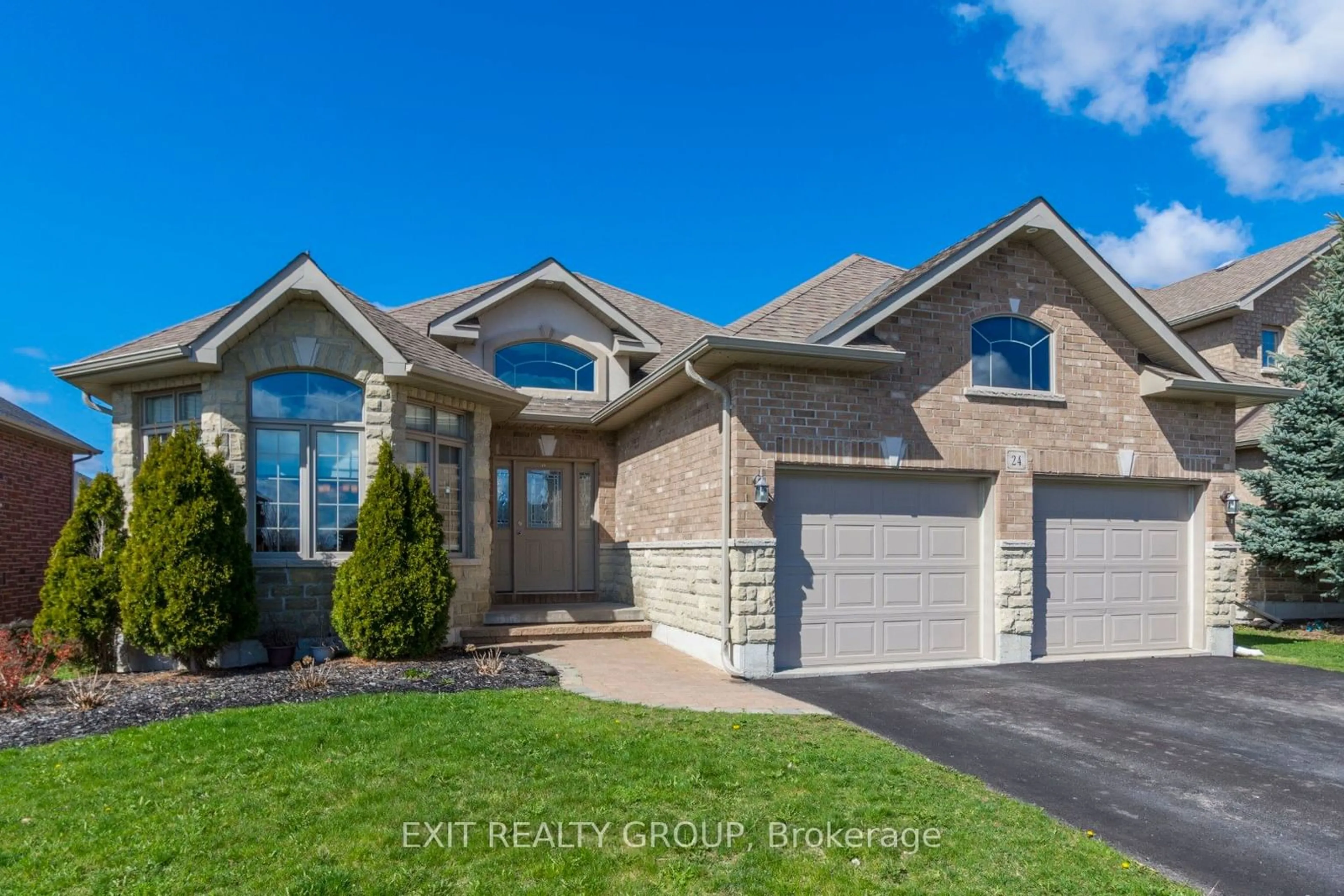 Frontside or backside of a home for 24 Hampton Ridge Dr, Belleville Ontario K8N 0B2