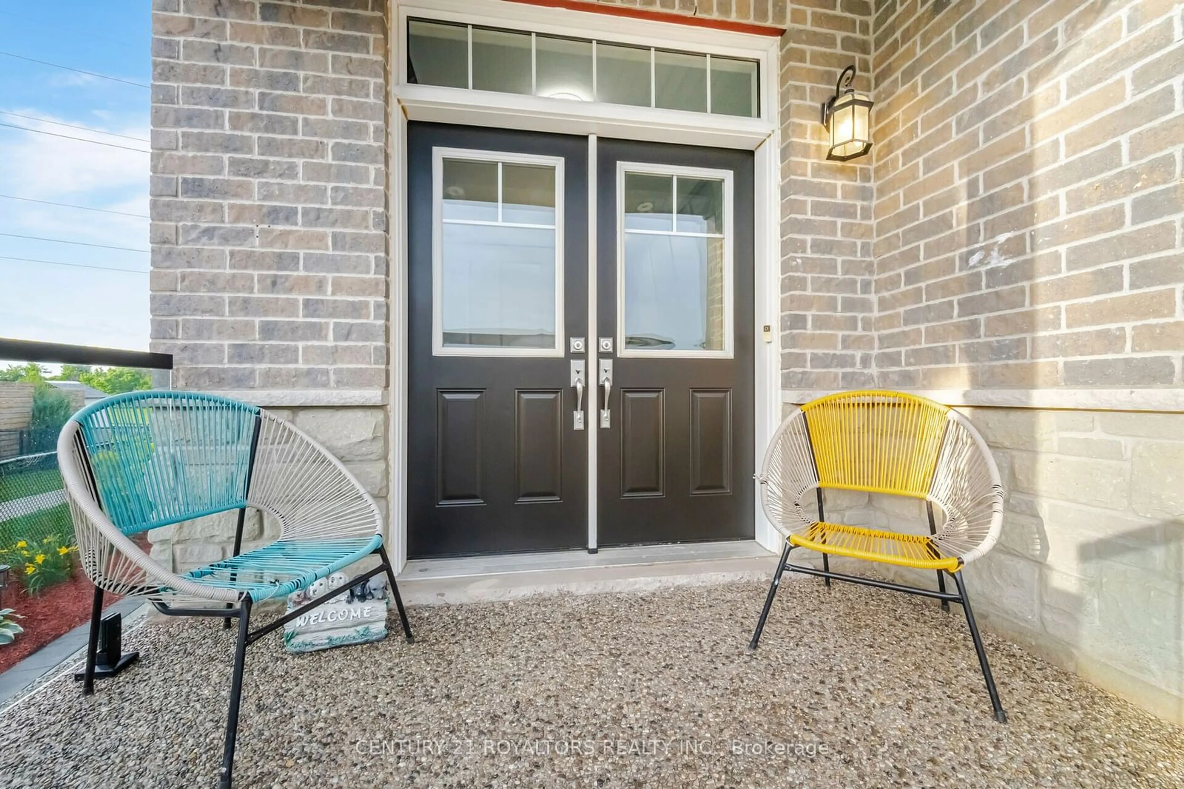 Indoor entryway for 55 Netherwood Rd, Kitchener Ontario N2P 0B7