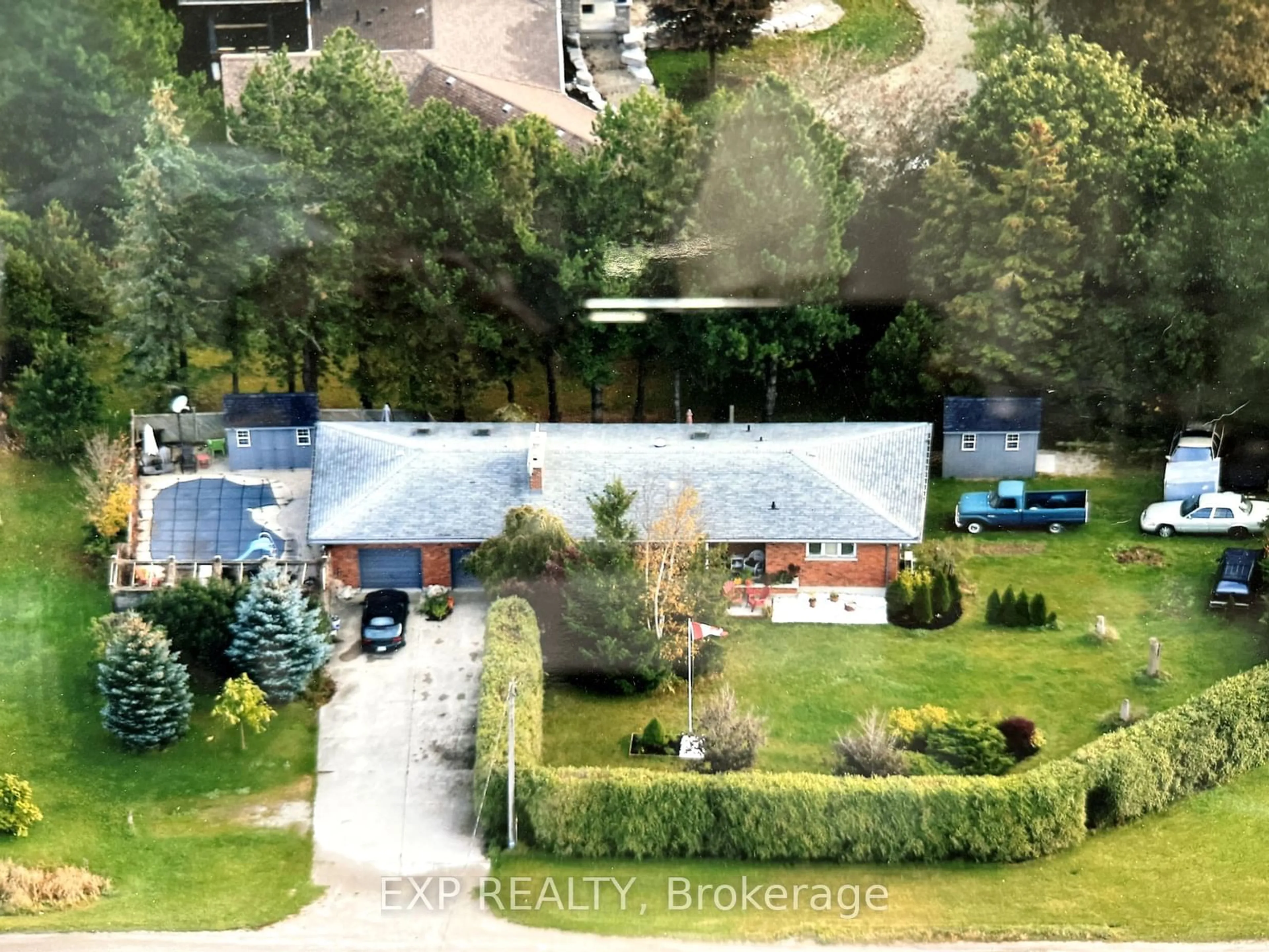 Frontside or backside of a home for 21854 Highbury Ave, Middlesex Centre Ontario N0M 1C0