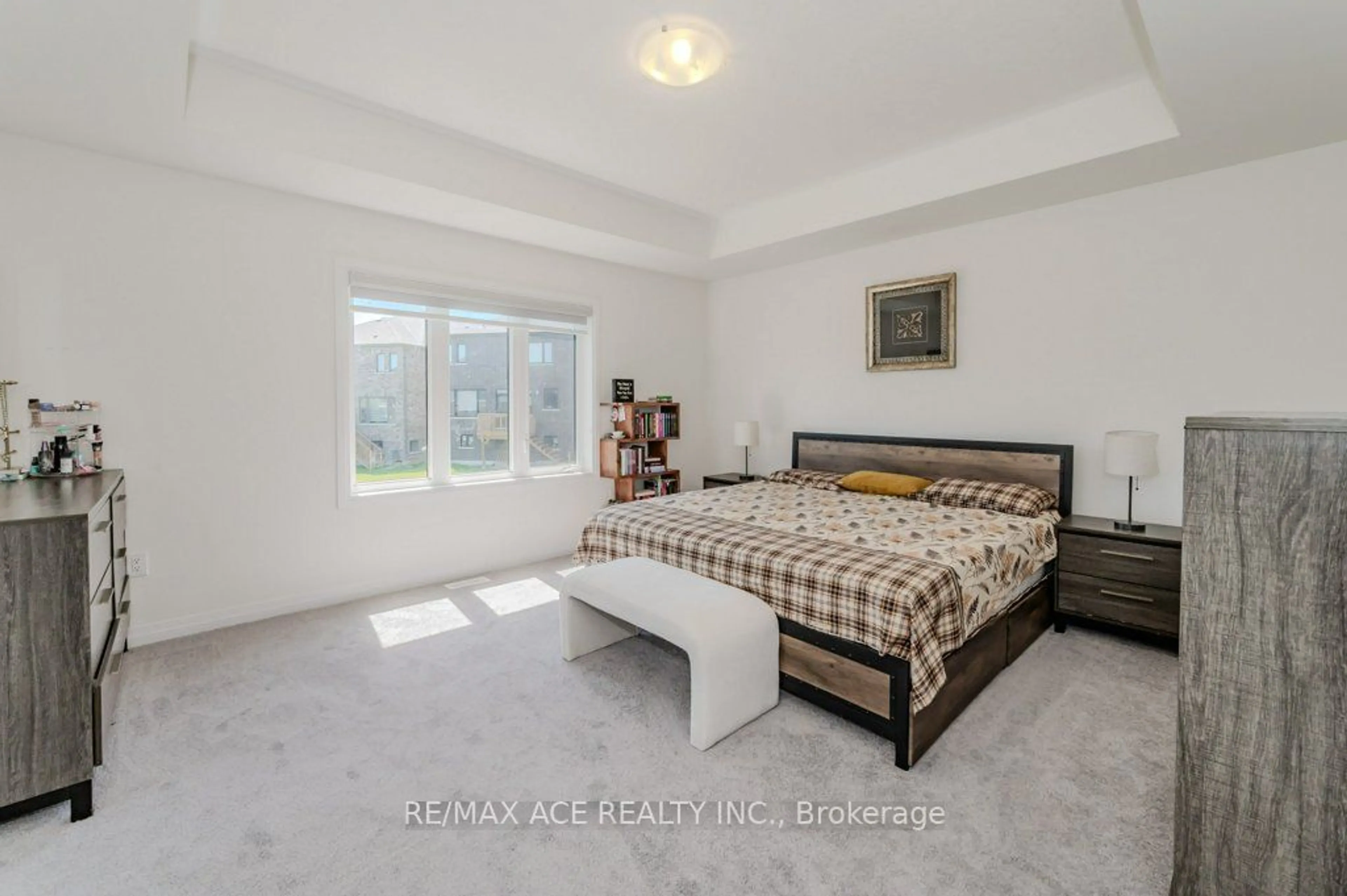 A pic of a room for 277 Bismark Dr, Cambridge Ontario N1S 0C6