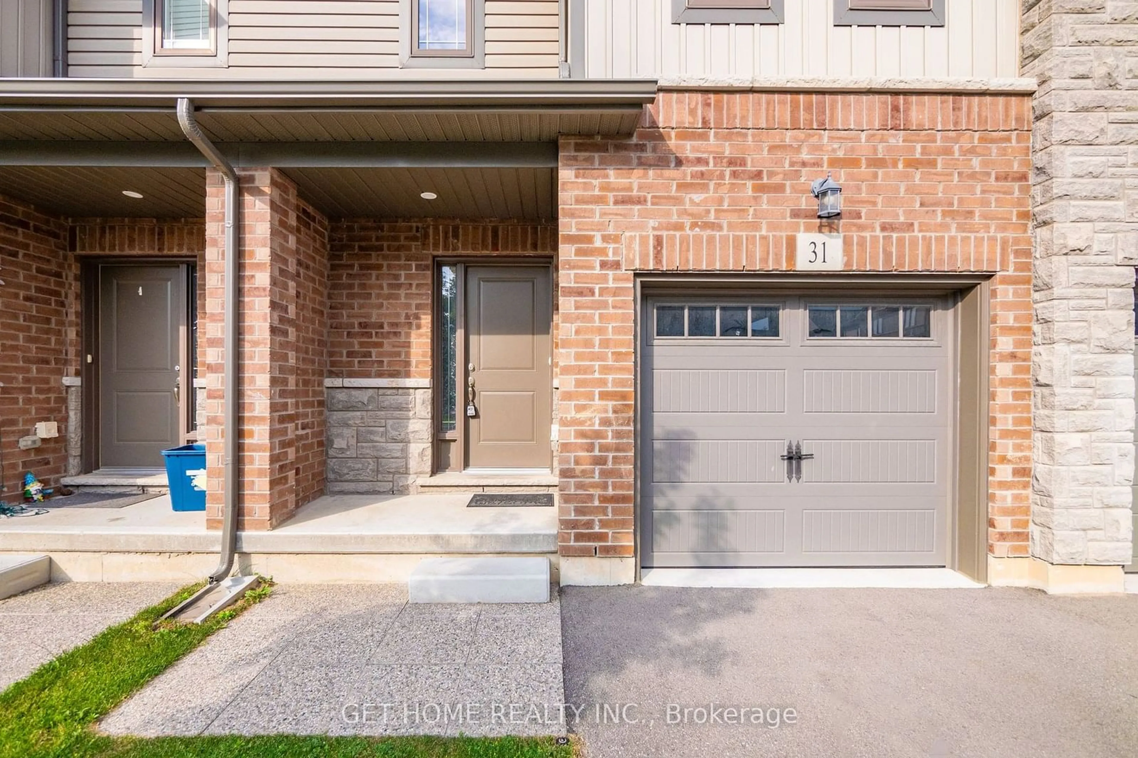 Home with brick exterior material for 77 Diana Ave #31, Brantford Ontario N3T 6P9