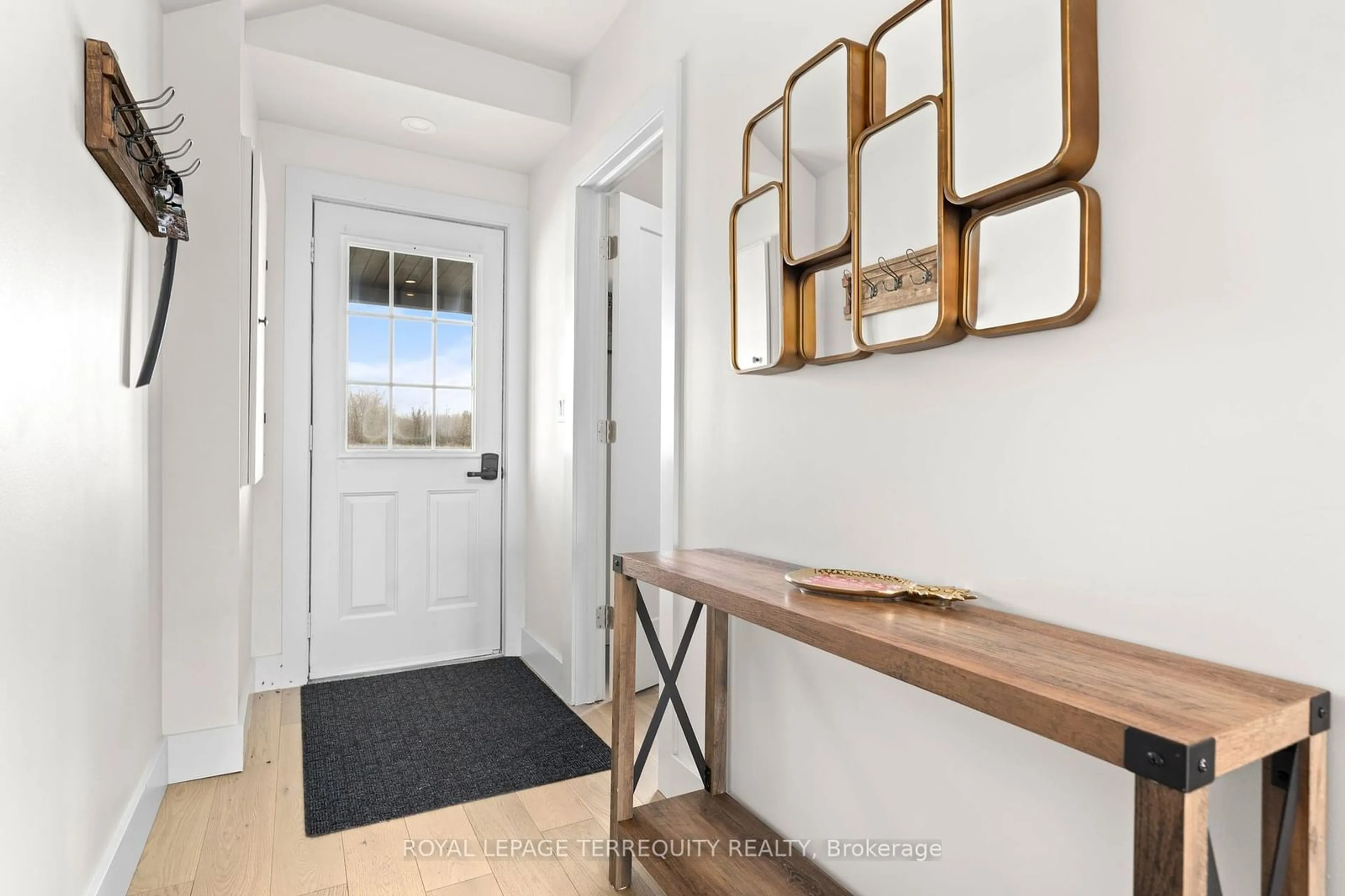 Indoor entryway for 1479 County Rd #15, Prince Edward County Ontario K0K 1W0