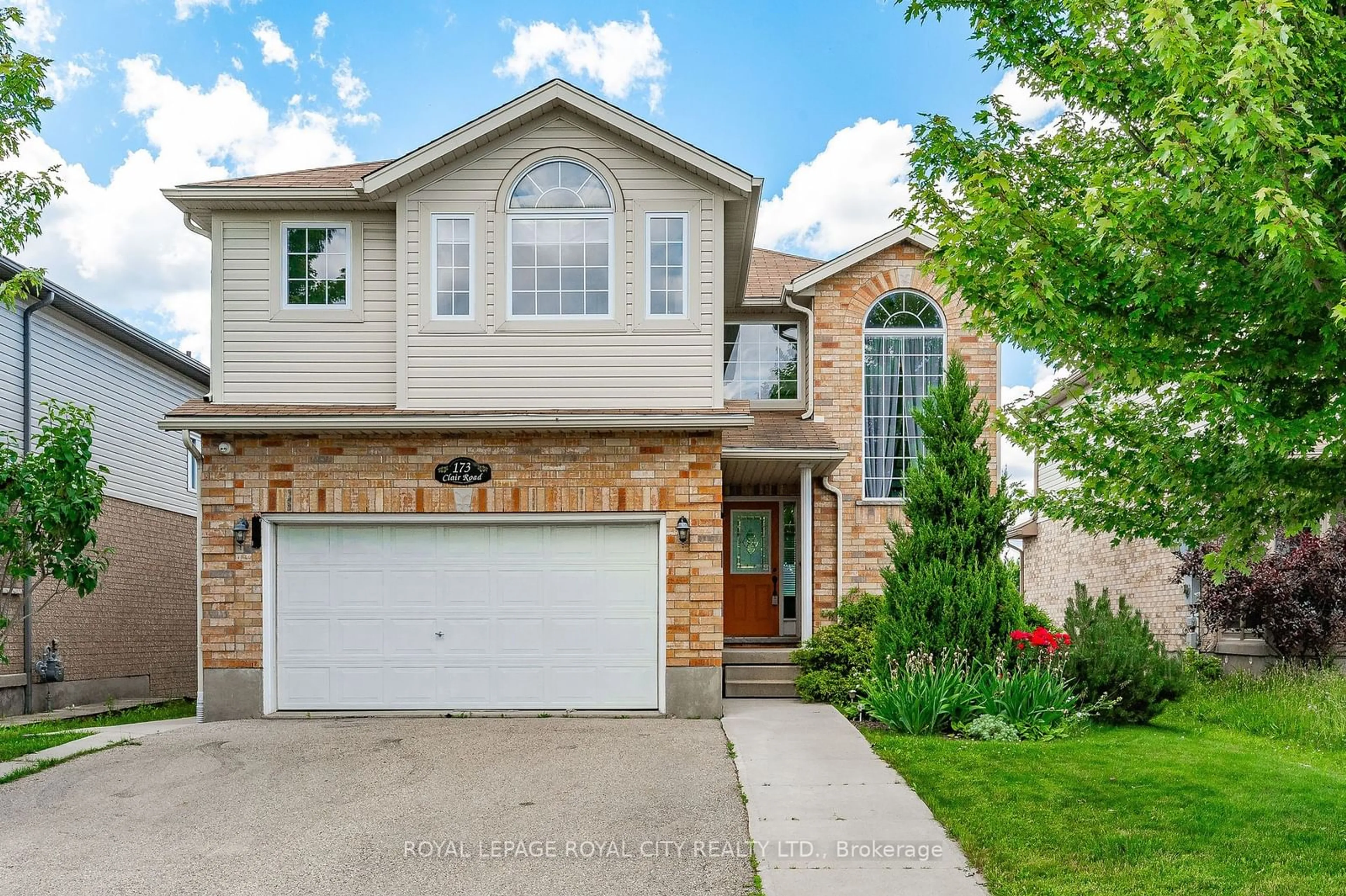 Frontside or backside of a home for 173 Clair Rd, Guelph Ontario N1L 0A7