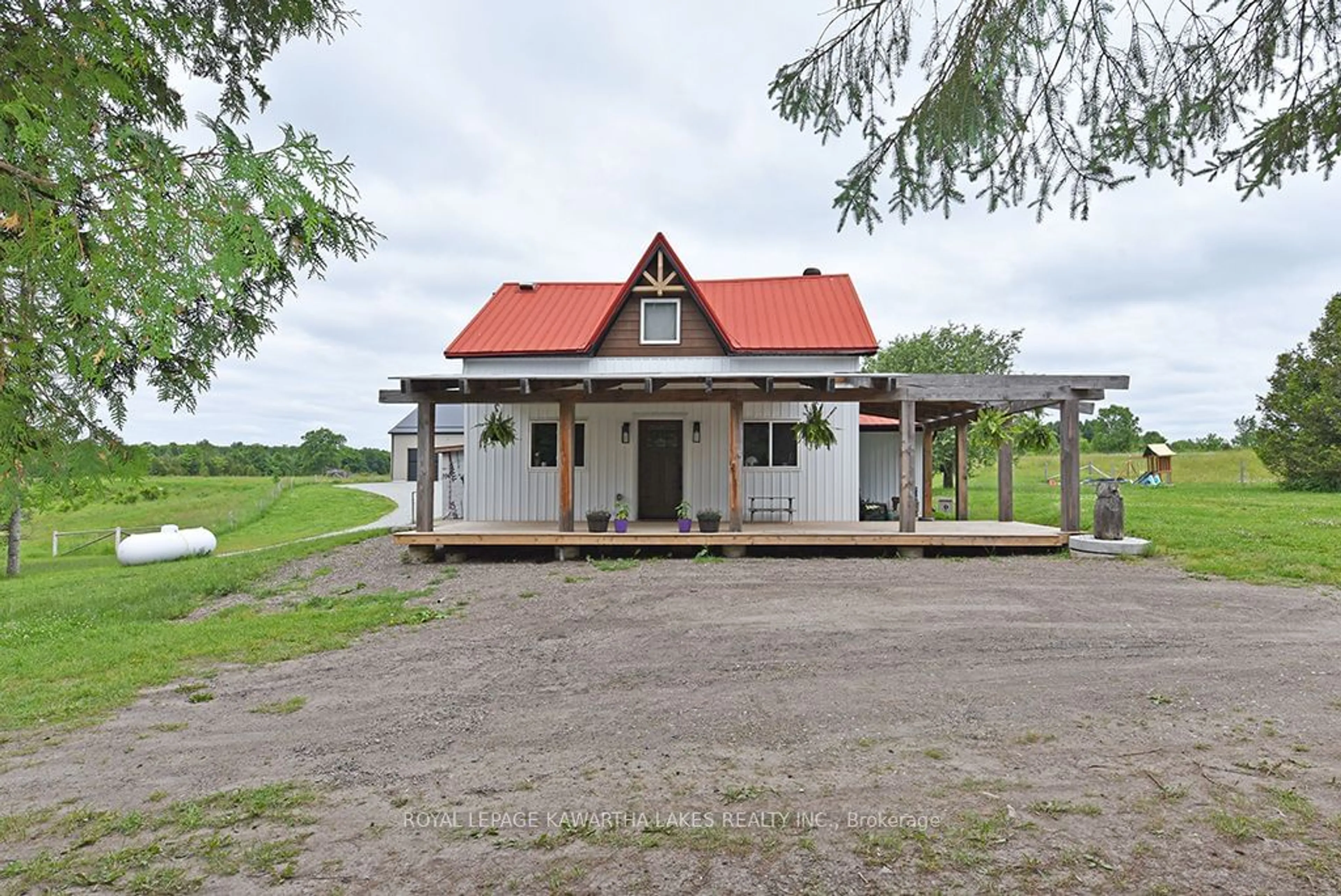 Cottage for 425 Digby Laxton Boundary Rd, Kawartha Lakes Ontario K0M 2B0