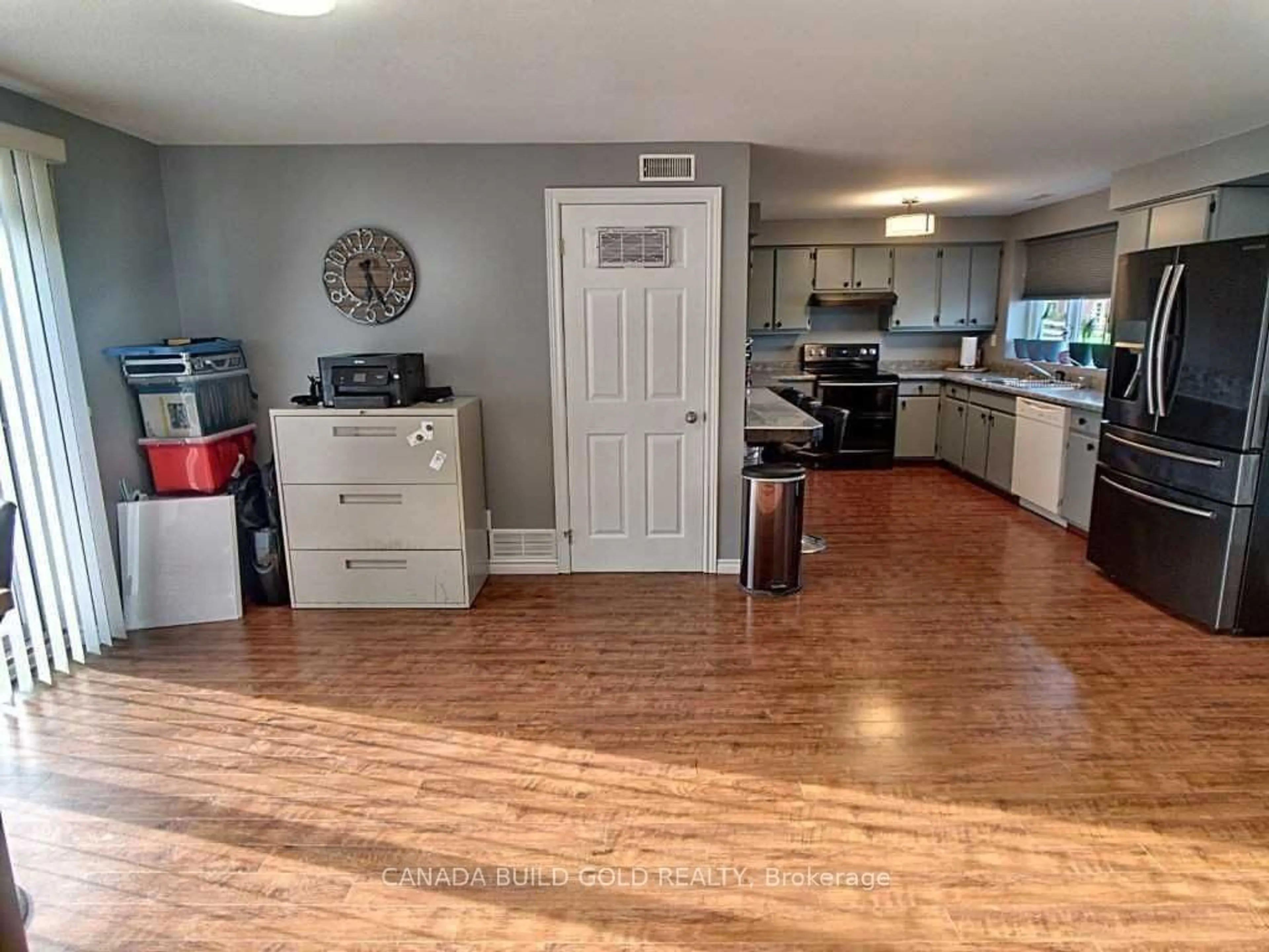 A pic of a room for 5109 Wellington Rd, London Ontario N6E 3Y1