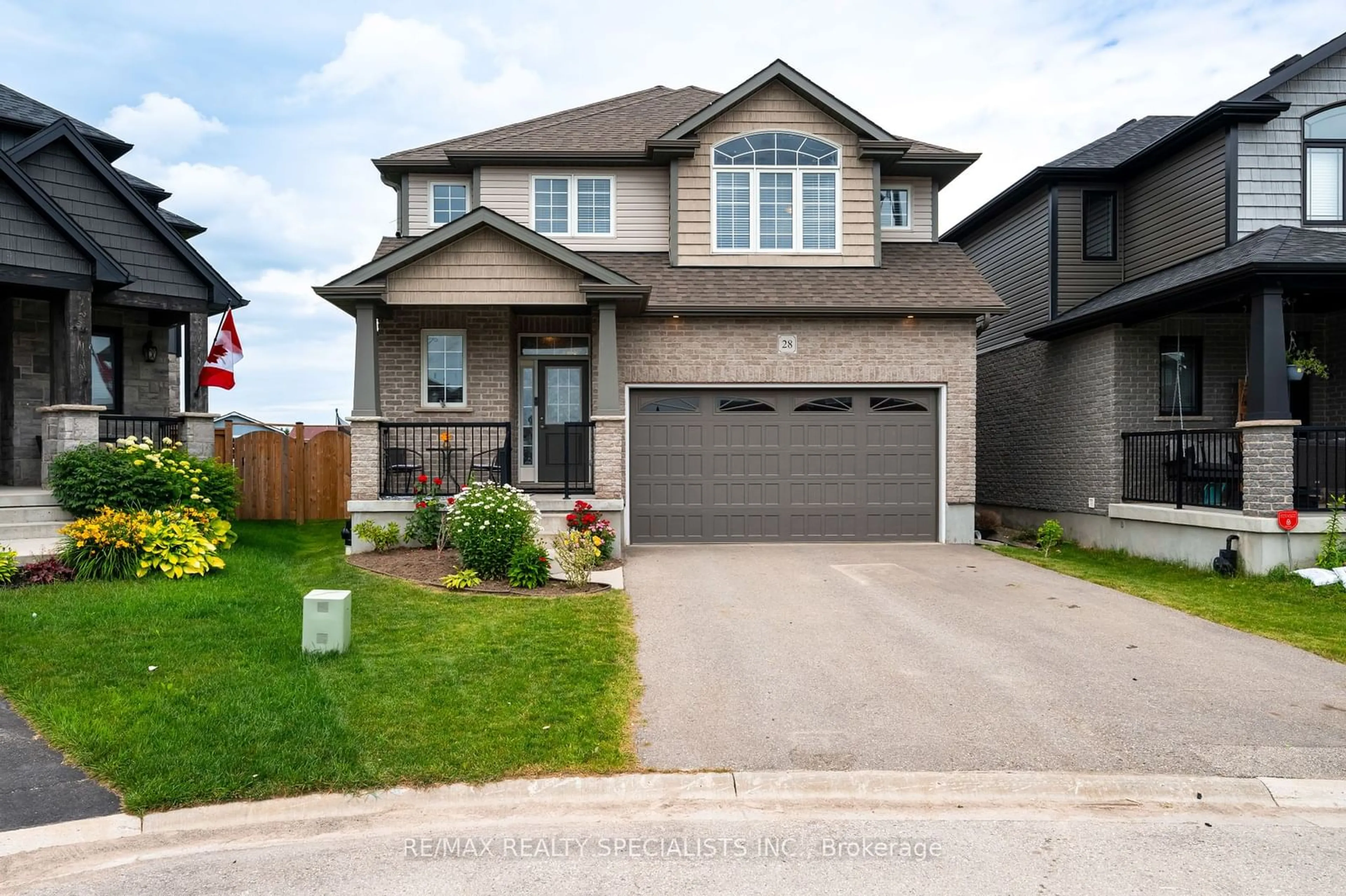 Frontside or backside of a home for 28 Sparrow Cres, East Luther Grand Valley Ontario L9W 7P2