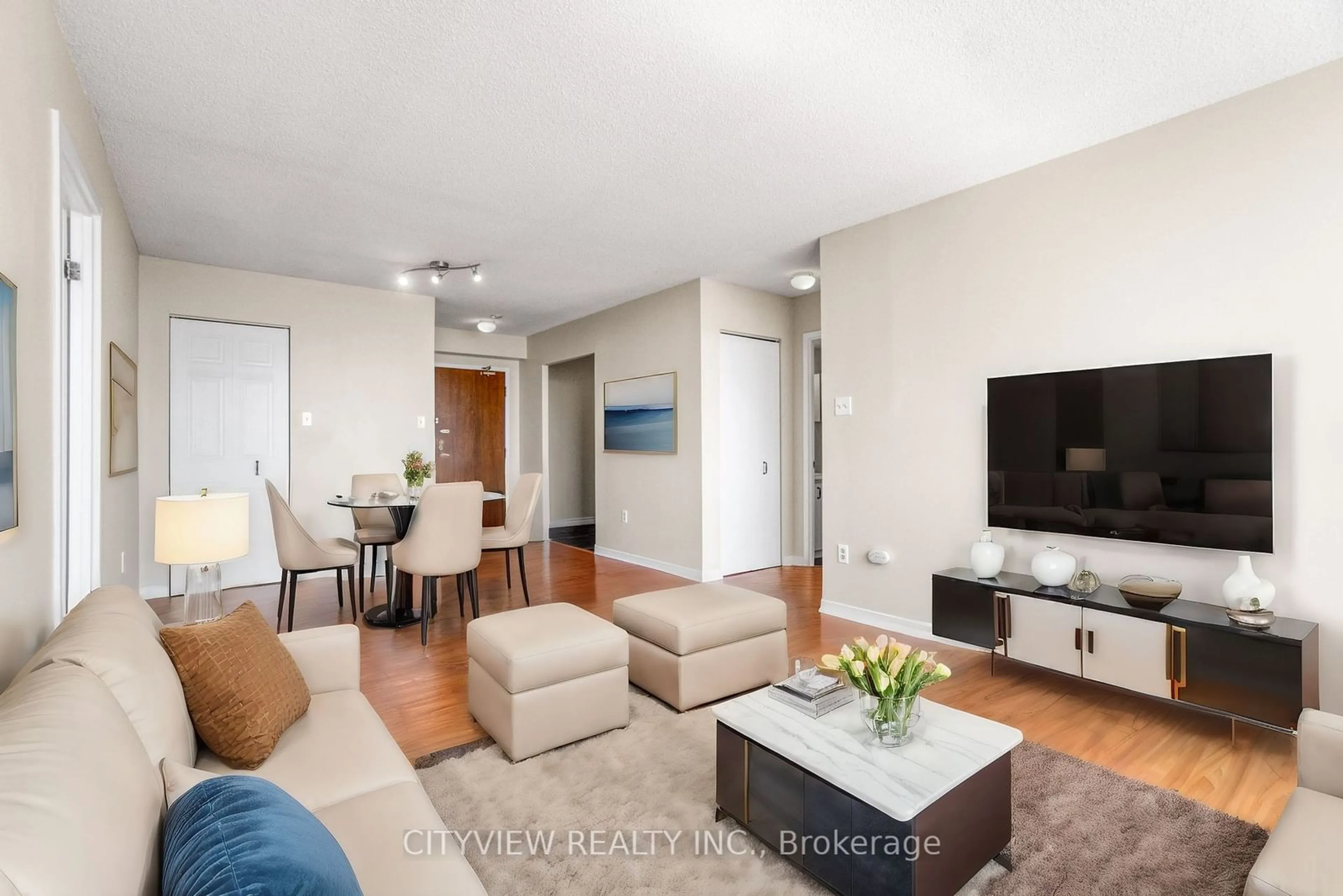 Living room for 3227 King St #608, Kitchener Ontario N2A 3Z9