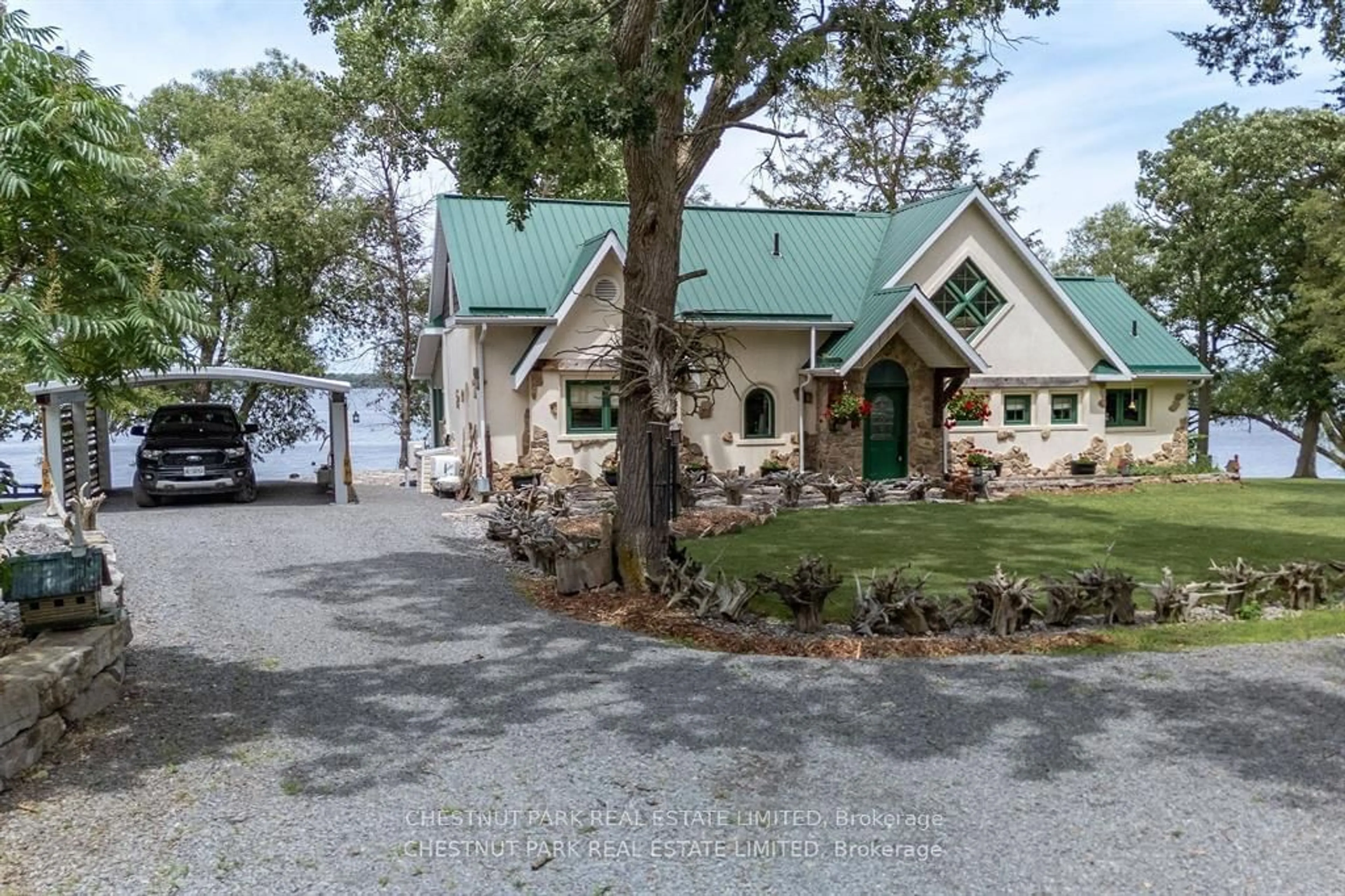 Cottage for 296 Green Point Lane, Prince Edward County Ontario K0K 2T0