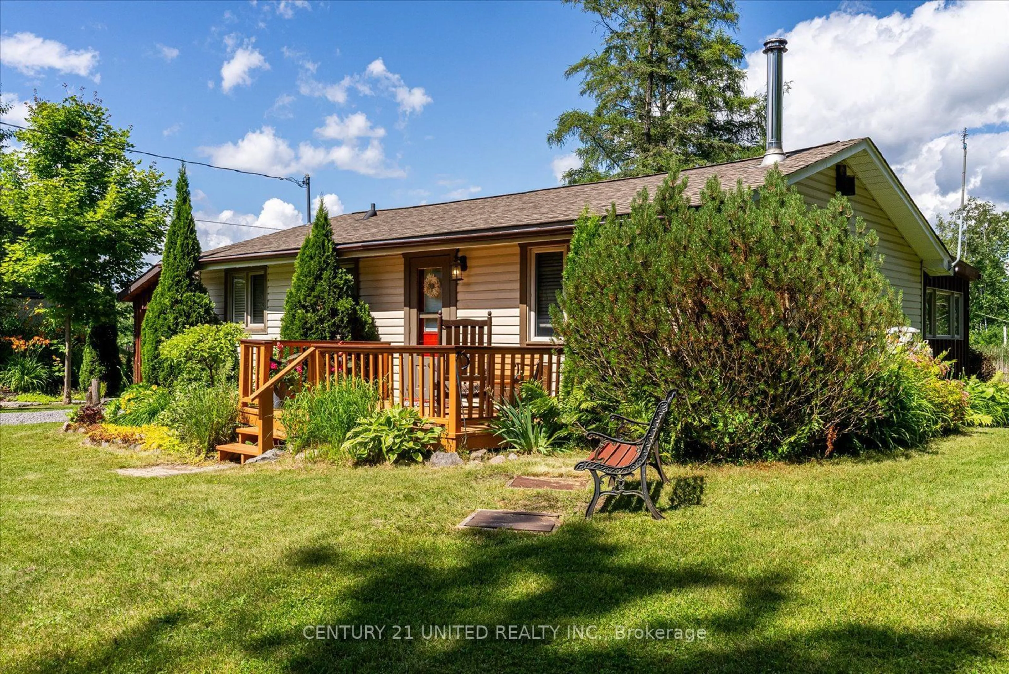 Patio for 1251 Young's Cove, Smith-Ennismore-Lakefield Ontario K0L 1T0