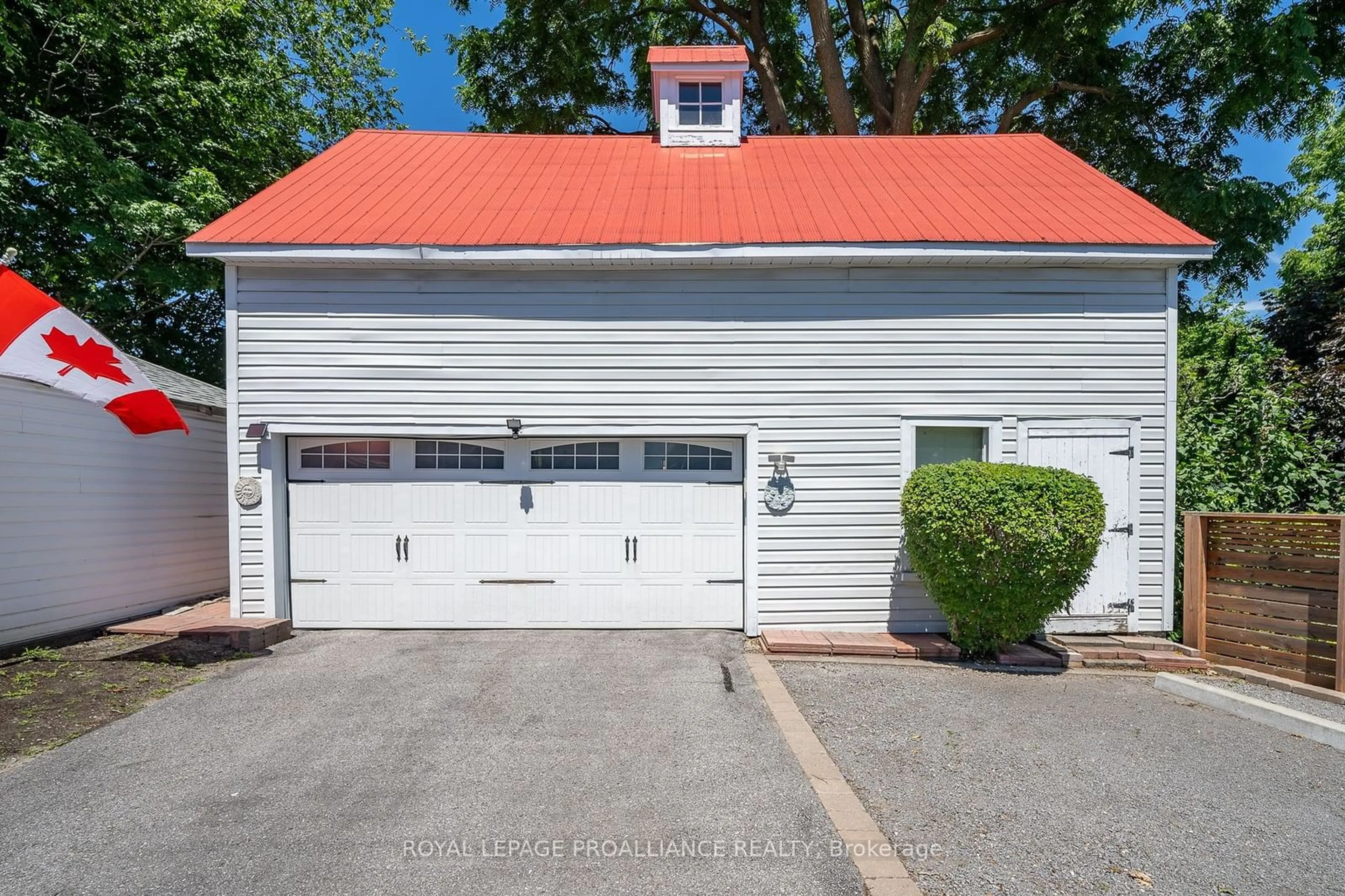 Indoor garage for 41 King St, Prince Edward County Ontario K0K 2T0