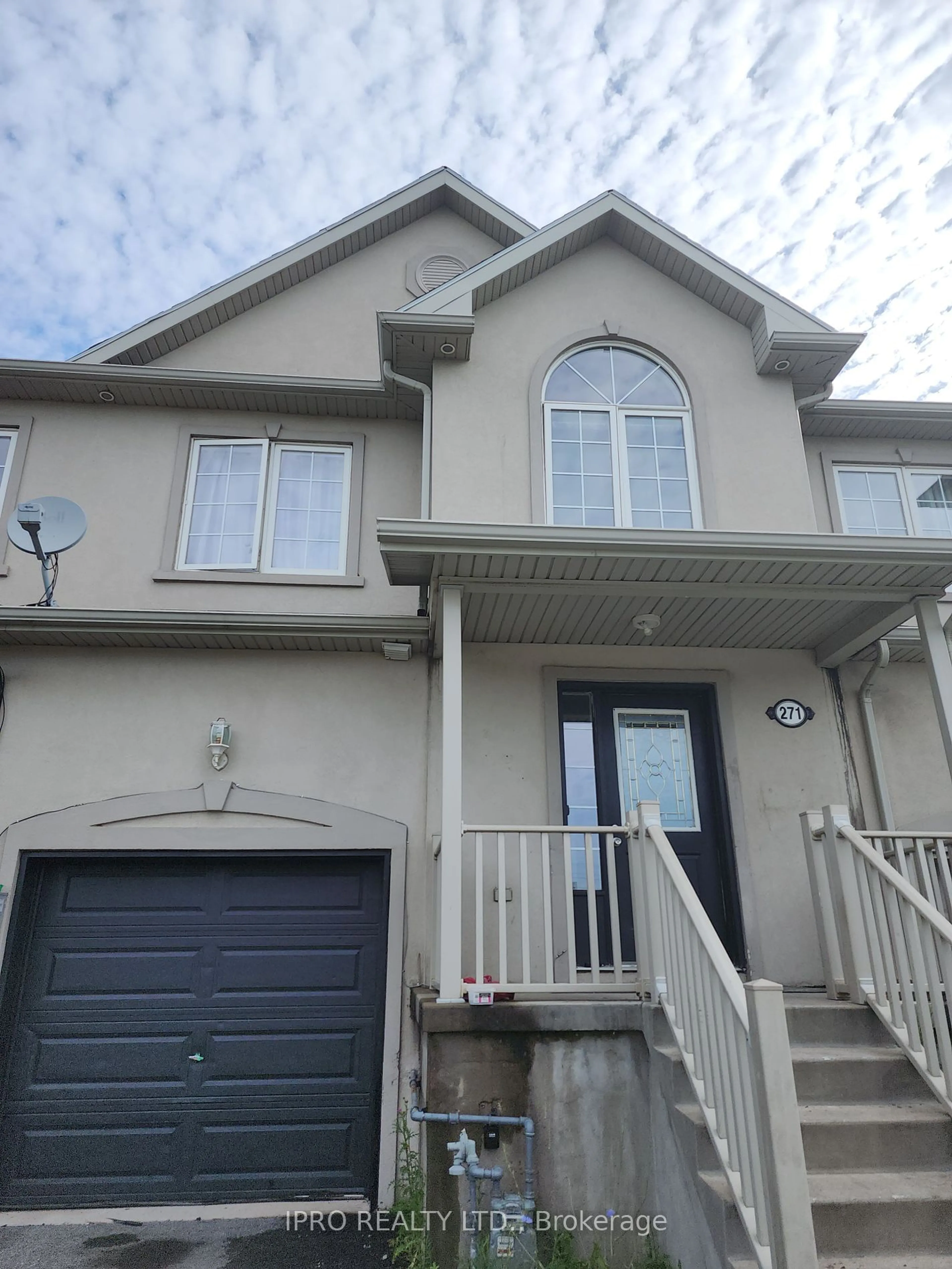 A pic from exterior of the house or condo for 271 Conacher Dr, Kingston Ontario K7K 7J6