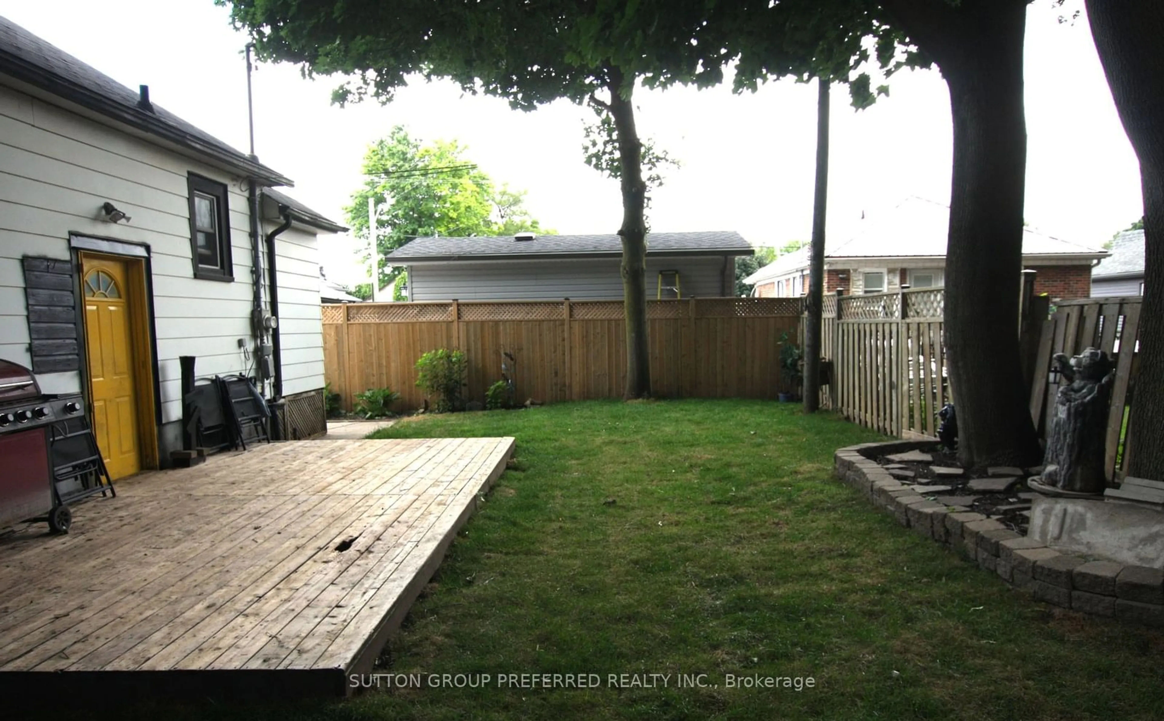 Patio, the fenced backyard for 1306 Brydges St, London Ontario N5W 2C4