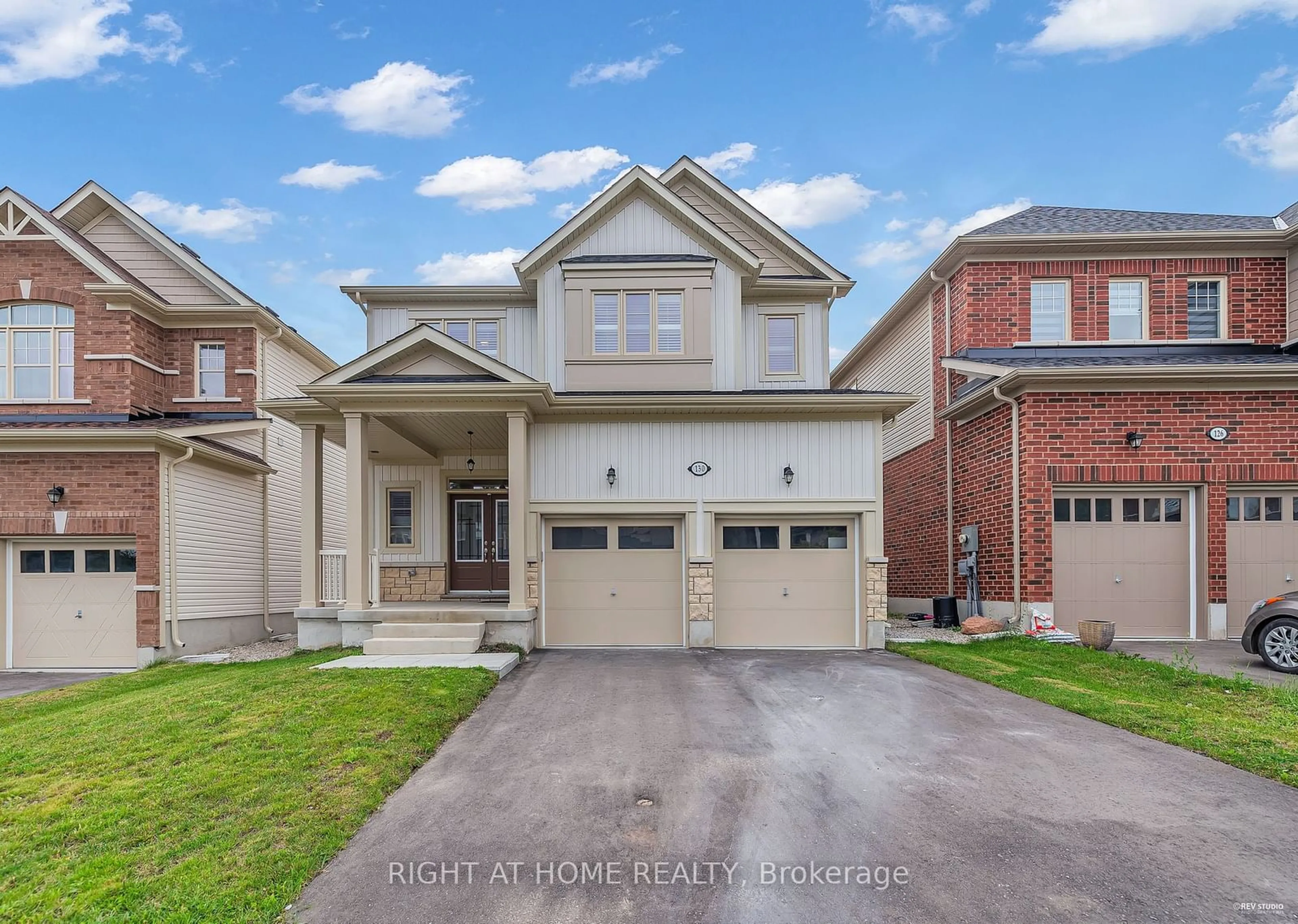 Frontside or backside of a home for 130 McFarlane Cres, Centre Wellington Ontario N1M 0G5