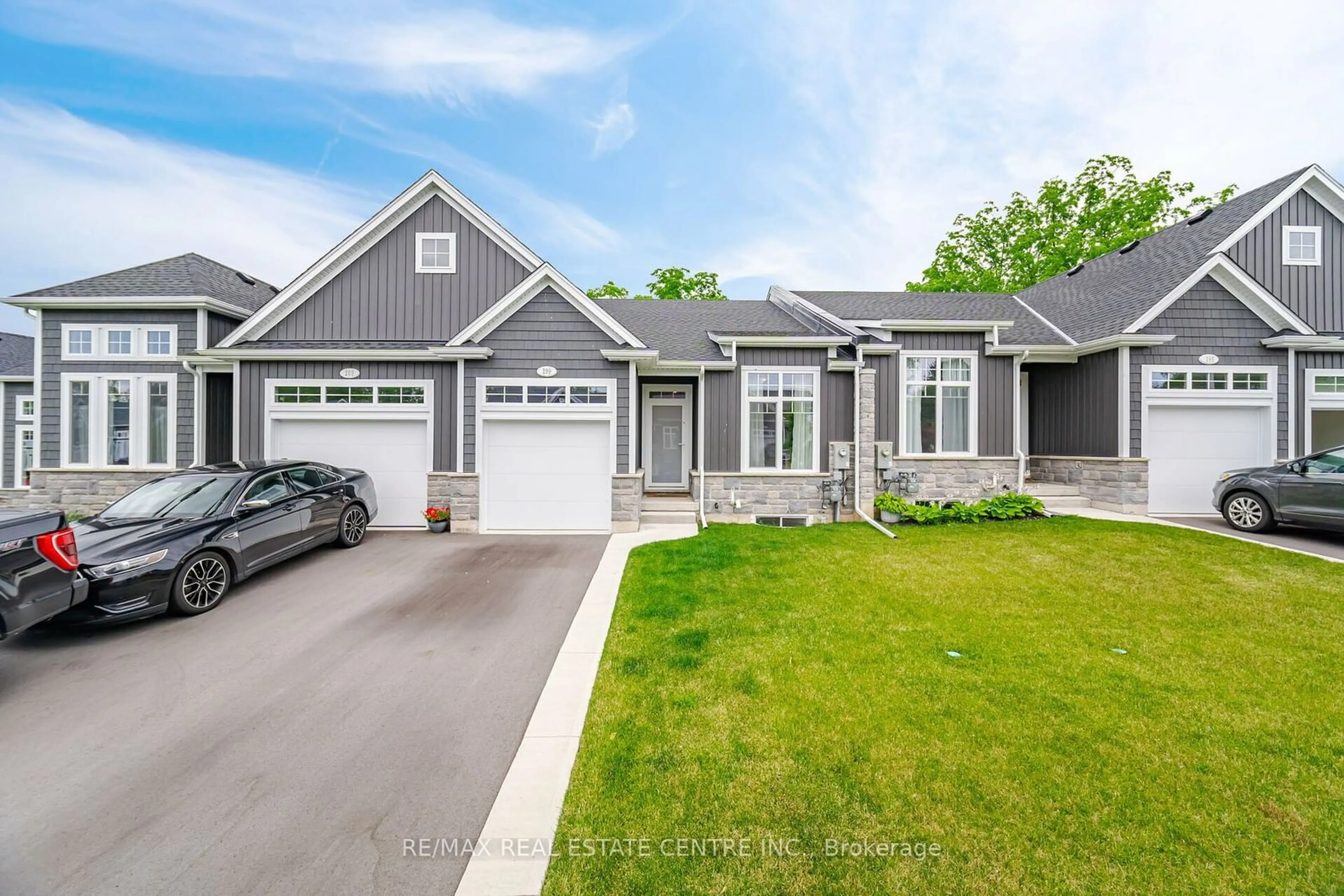 Frontside or backside of a home for 199 Alderson Crt, Fort Erie Ontario L0S 1B0