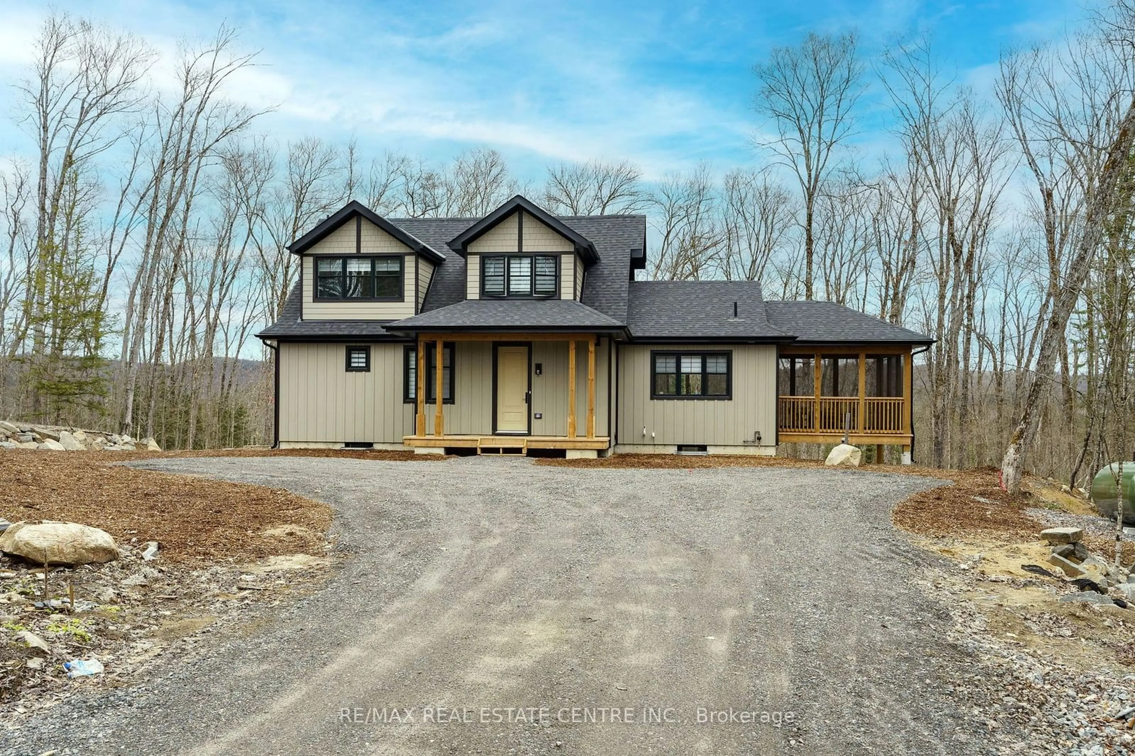 Frontside or backside of a home for 1005 Boyne Ridge Crt, Lake of Bays Ontario P1H 0K1