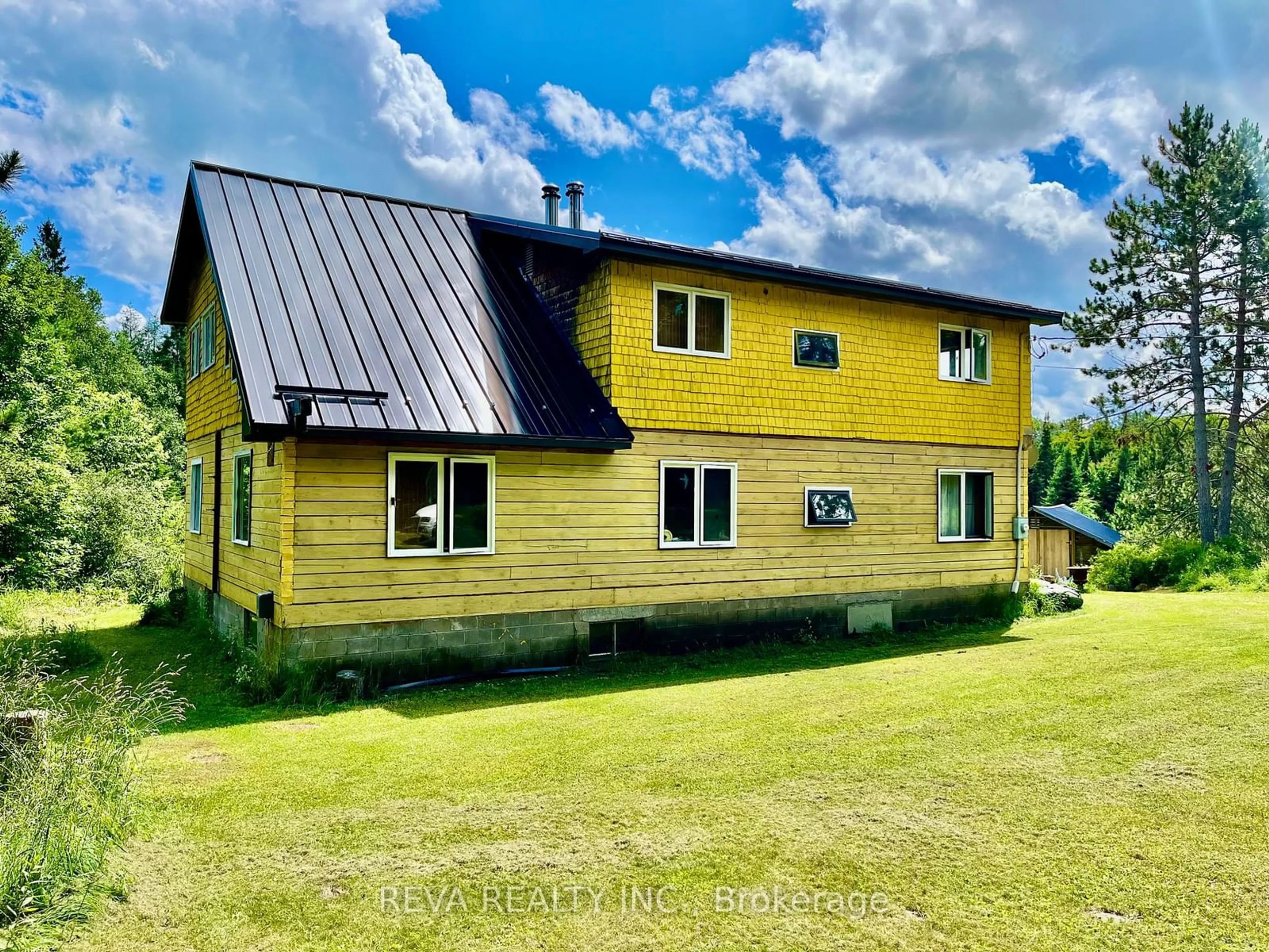 Frontside or backside of a home for 4680 Highway 127, South Algonquin Ontario K0L 2K0