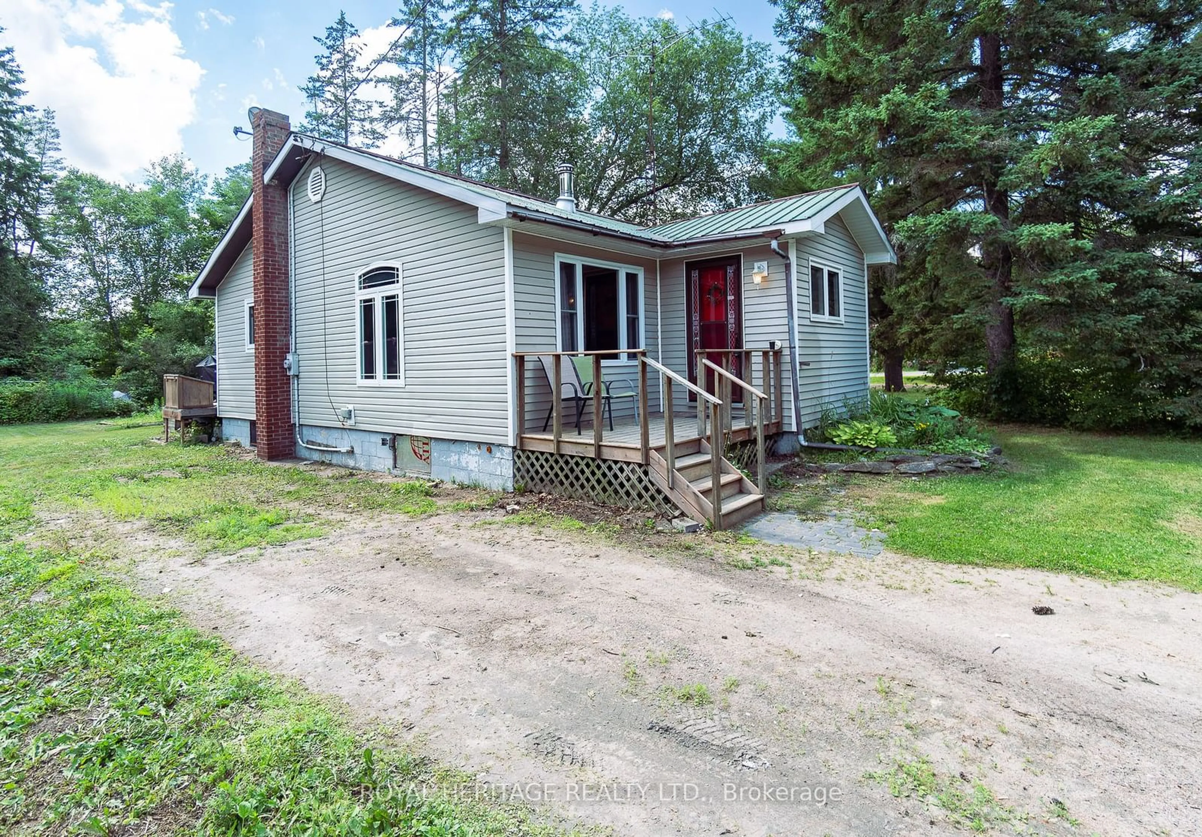 Frontside or backside of a home, cottage for 15591 HWY 35 St, Algonquin Highlands Ontario K0M 2K0