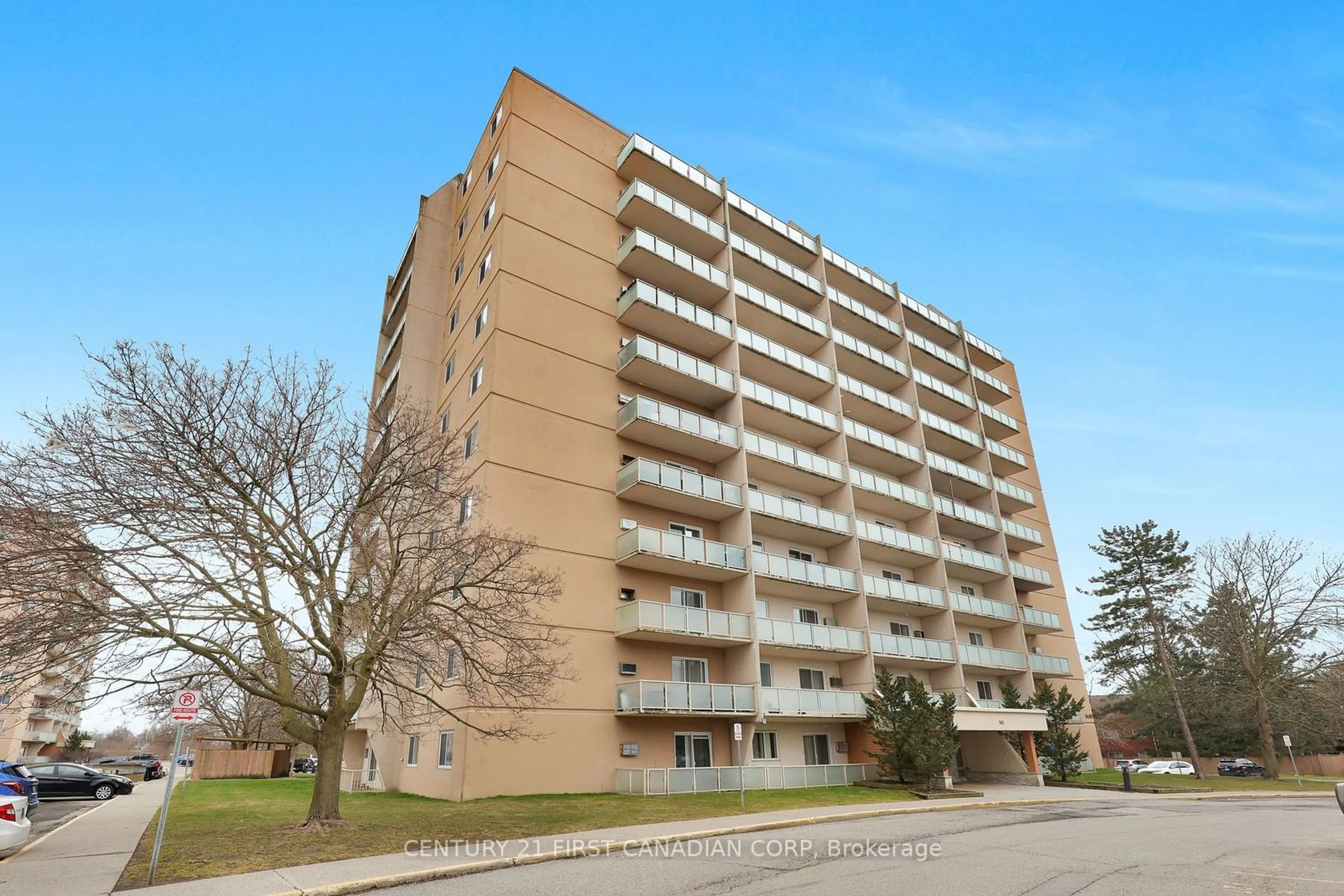 A pic from exterior of the house or condo for 563 Mornington Ave #704, London Ontario N5Y 4T8