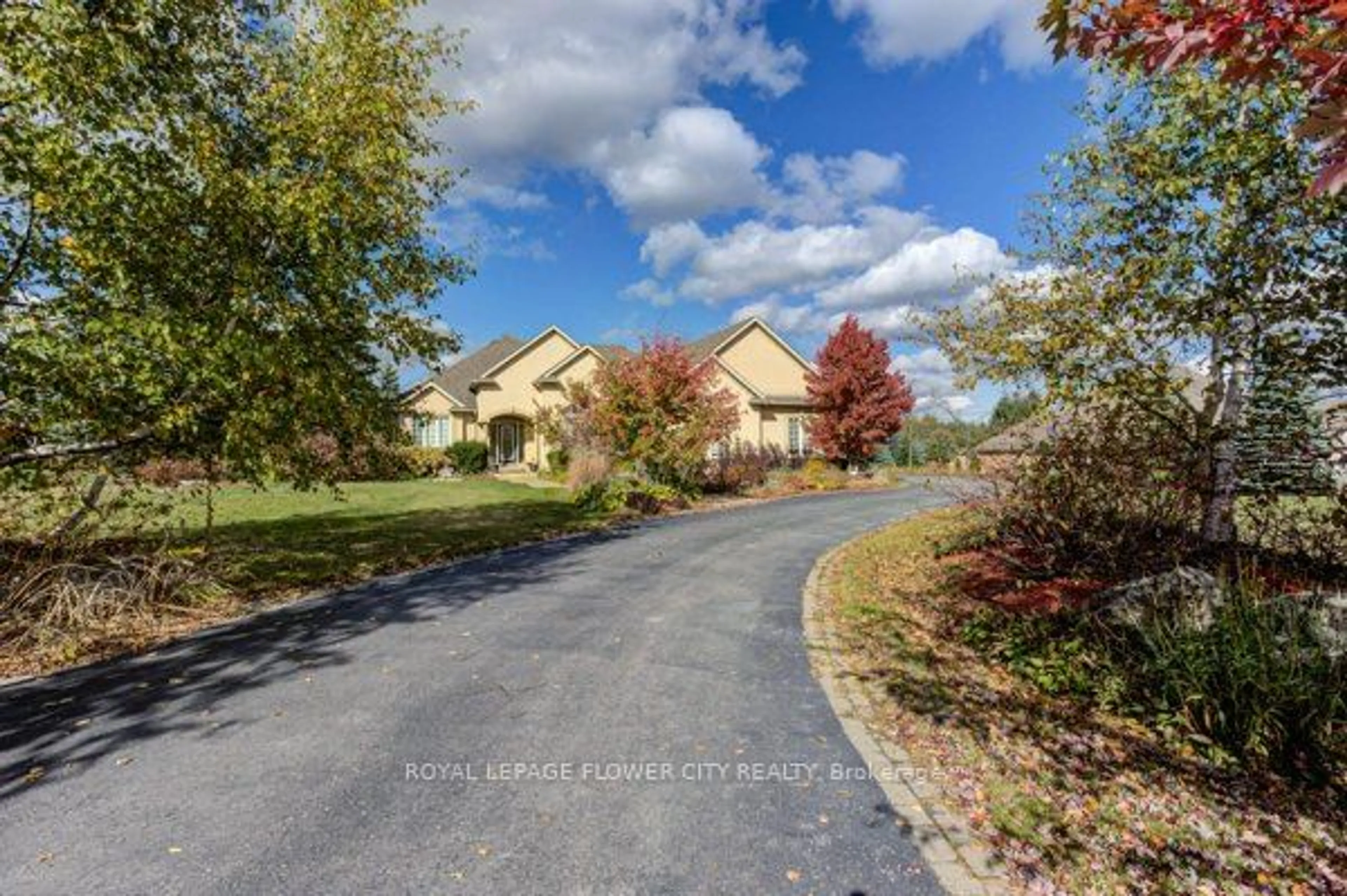 Street view for 38 Brookhaven Cres, East Garafraxa Ontario L9W 7M9