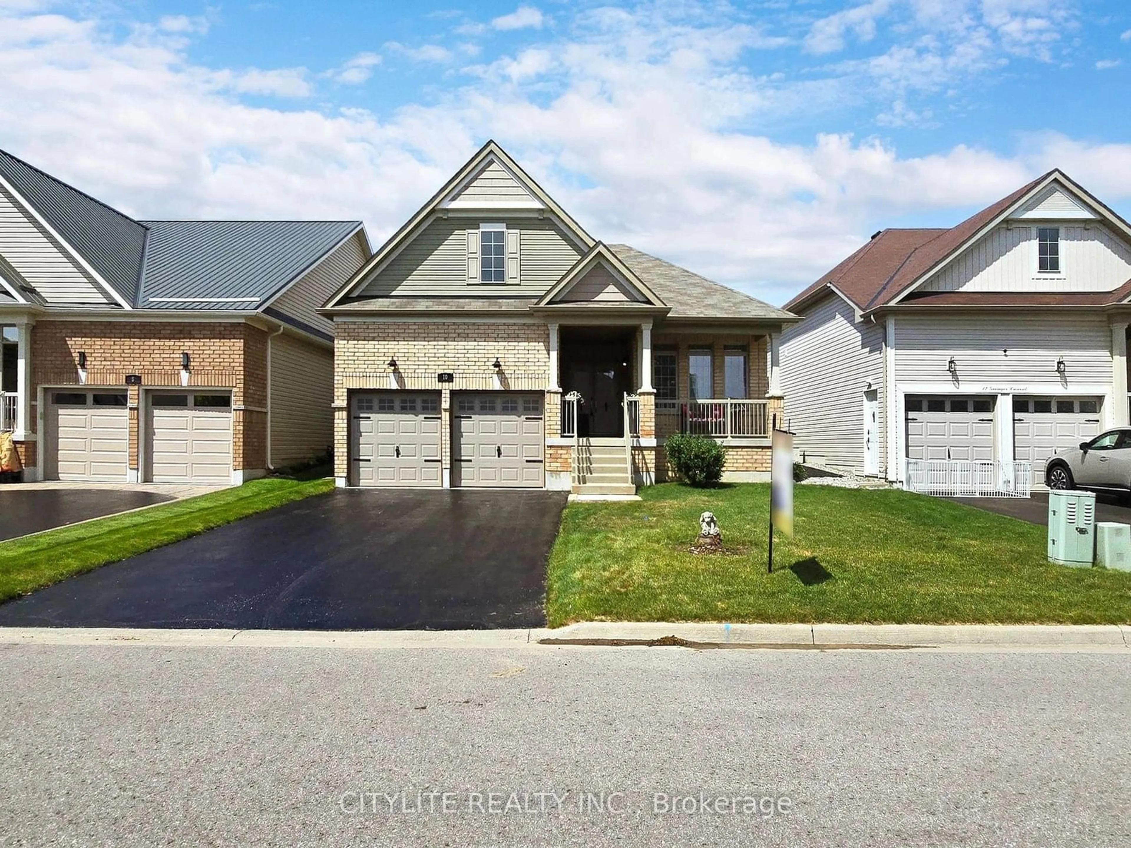 Frontside or backside of a home for 10 Grainger Cres, Port Hope Ontario L1A 3V7