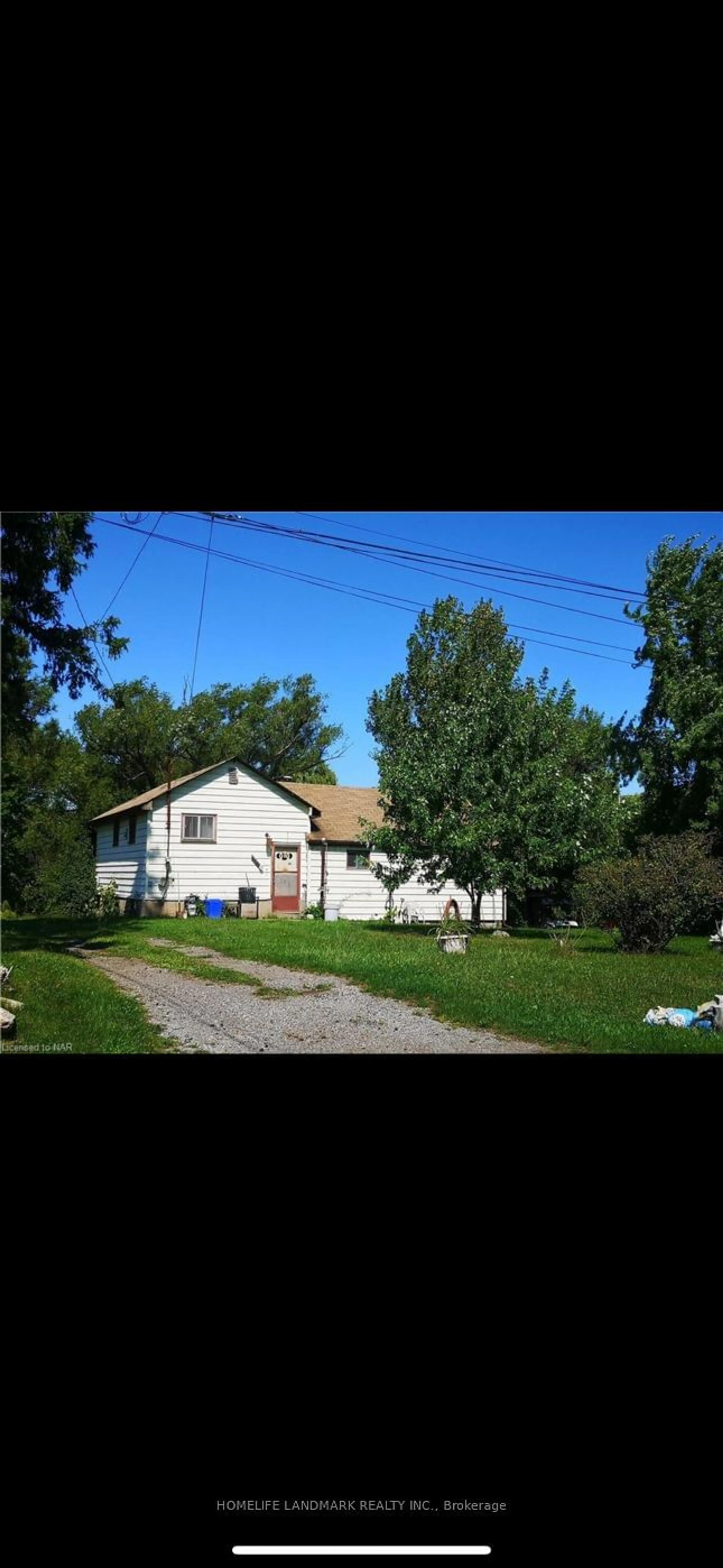 Frontside or backside of a home for 4769 Lyons Pkwy, Niagara Falls Ontario L2G 0A4