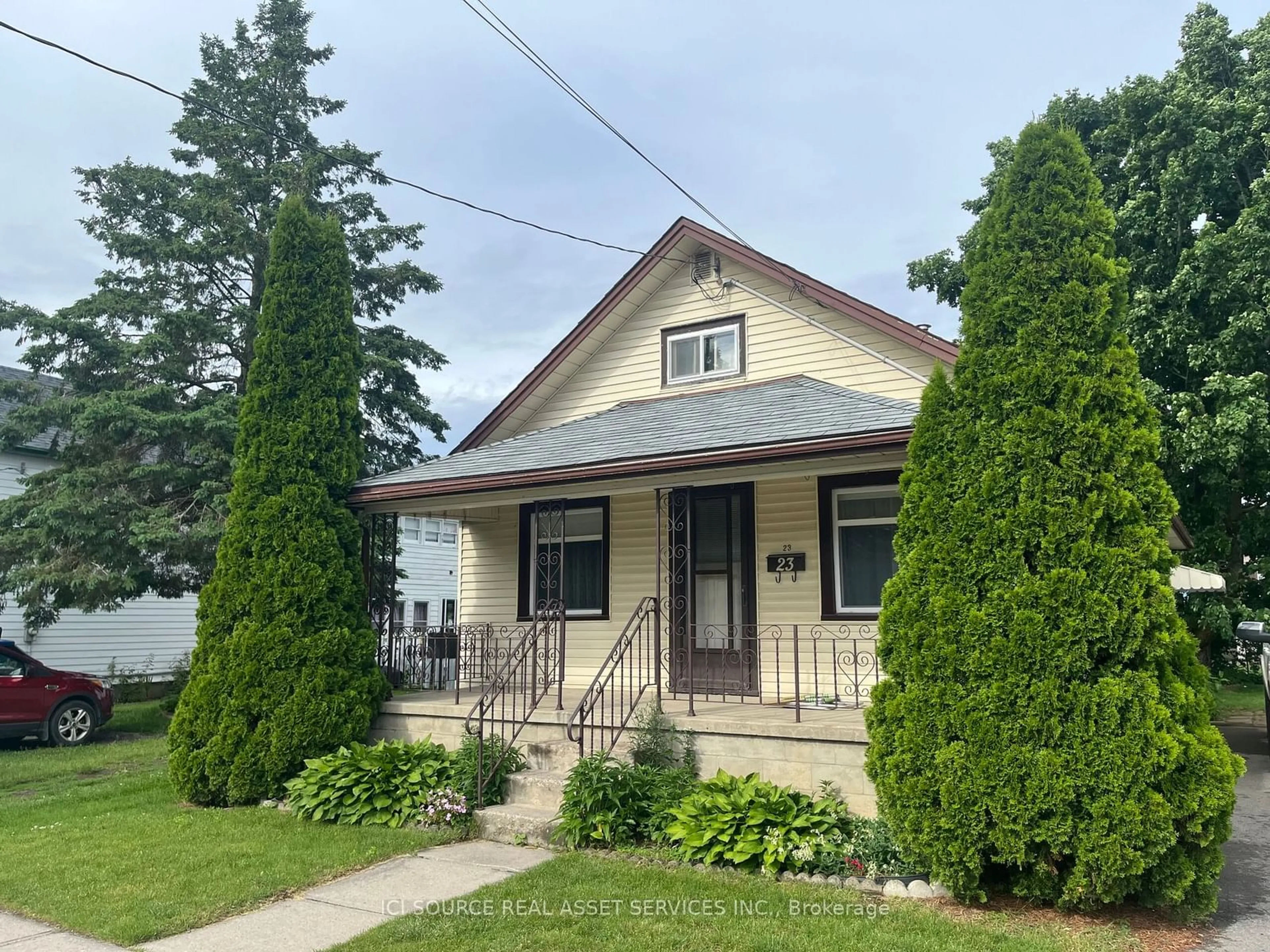 Frontside or backside of a home for 23 Johnston St, Belleville Ontario K8N 4T4