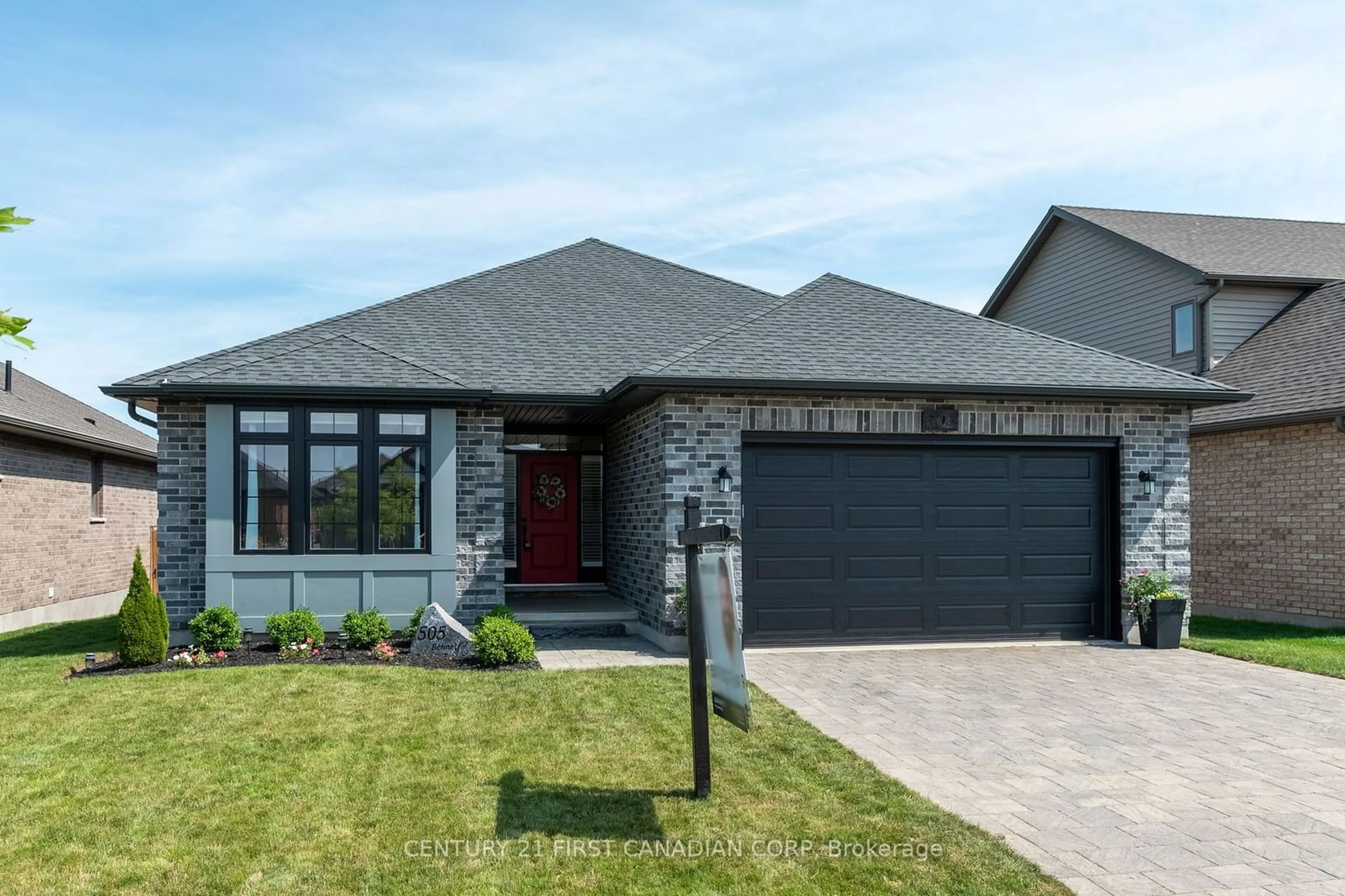 Home with brick exterior material for 505 Bennett Cres, Strathroy-Caradoc Ontario N0L 1W0