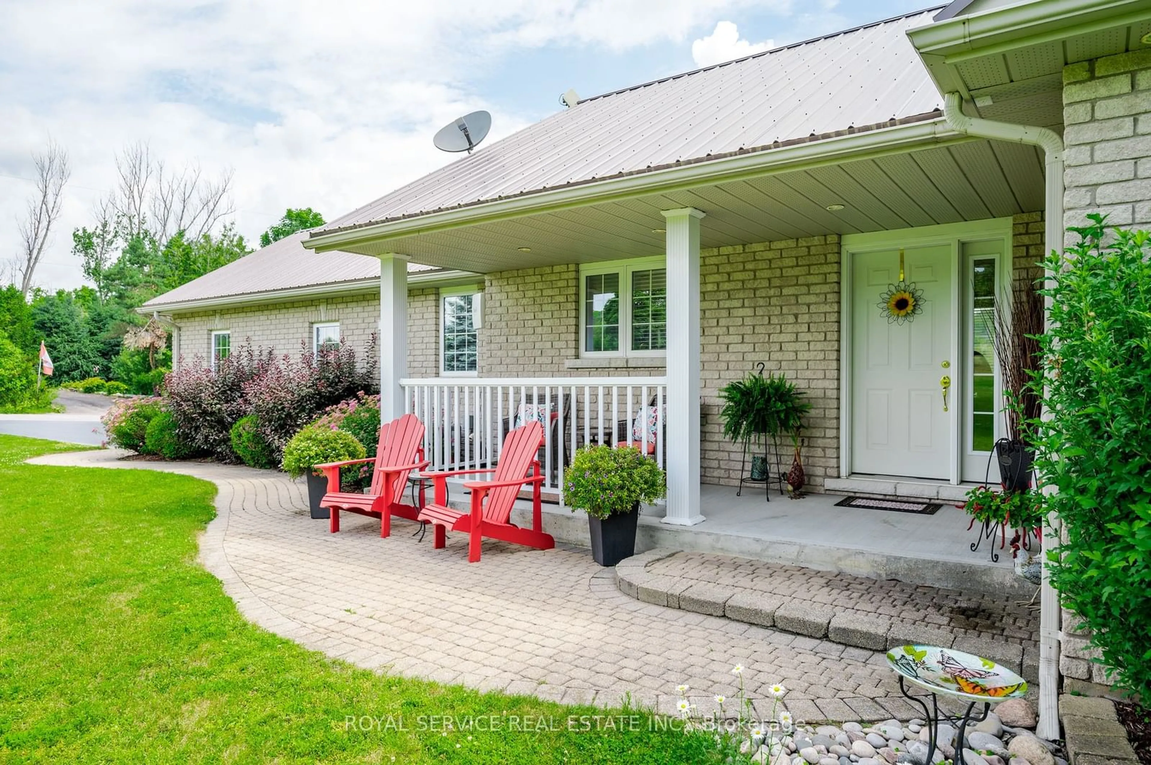 Patio for 115 Haynes Rd, Cramahe Ontario K0K 1M0