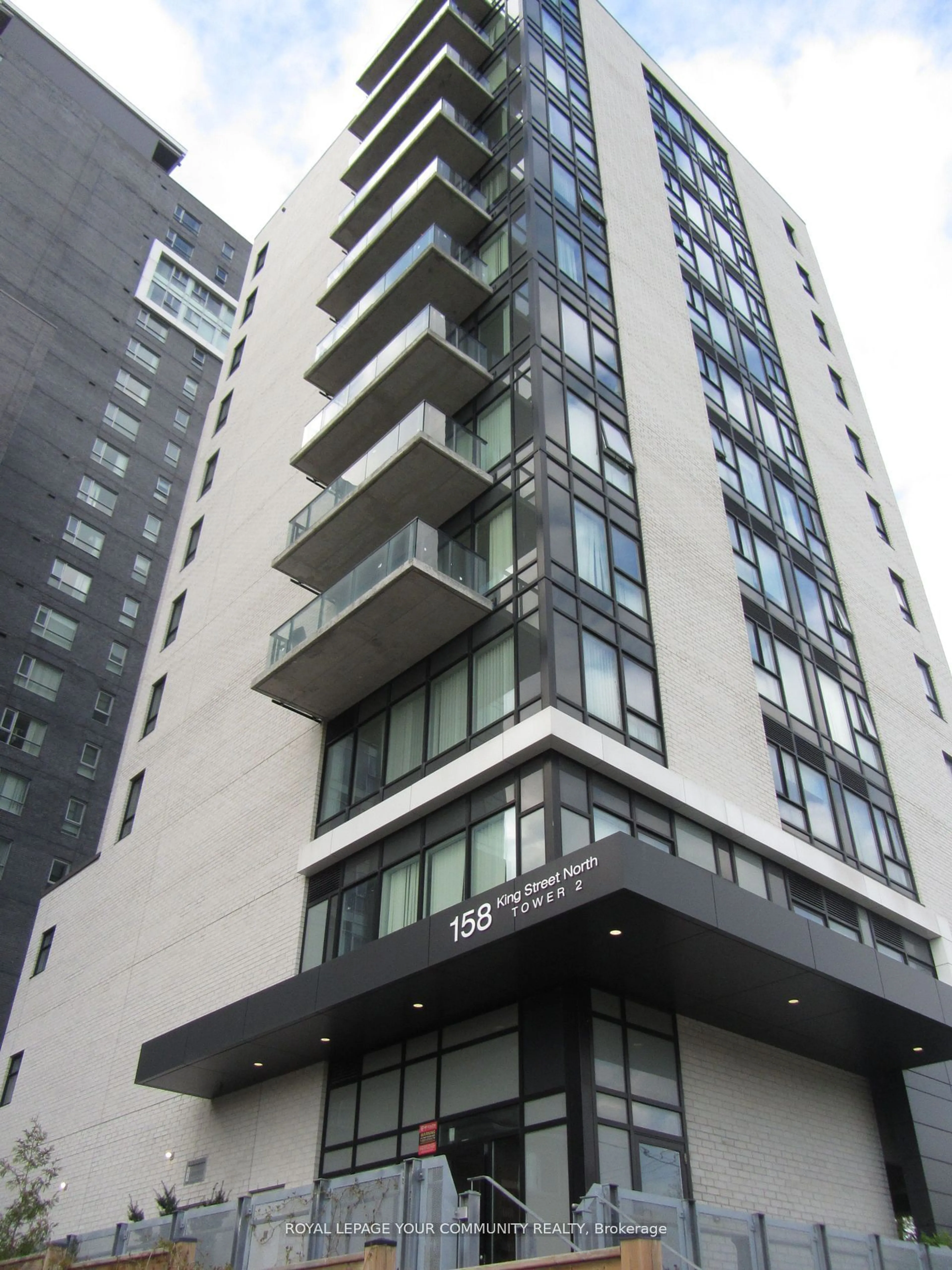 A pic from exterior of the house or condo for 160 King St #202, Waterloo Ontario N2J 2Y2