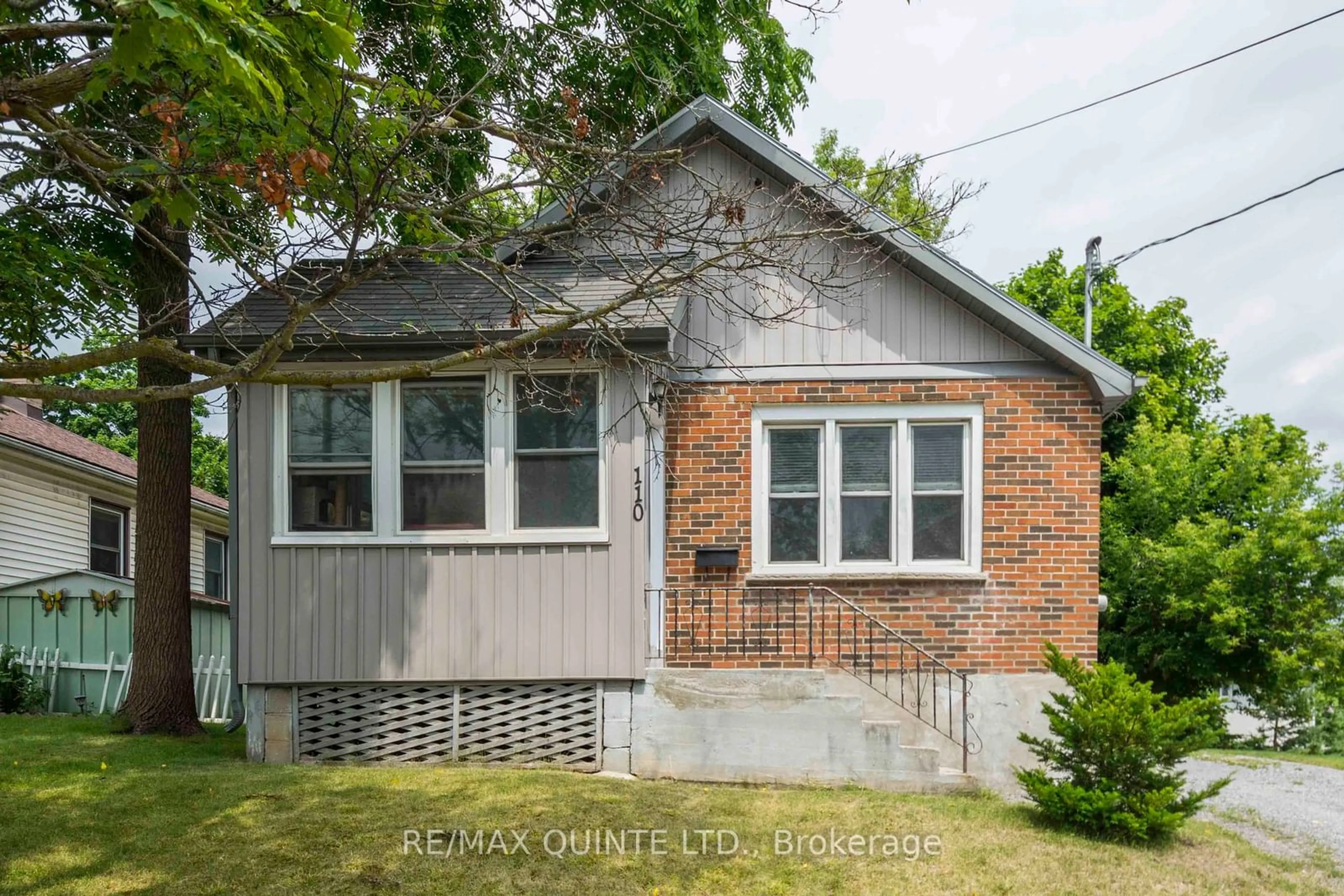 Frontside or backside of a home for 110 Moira St, Belleville Ontario K8P 1S9