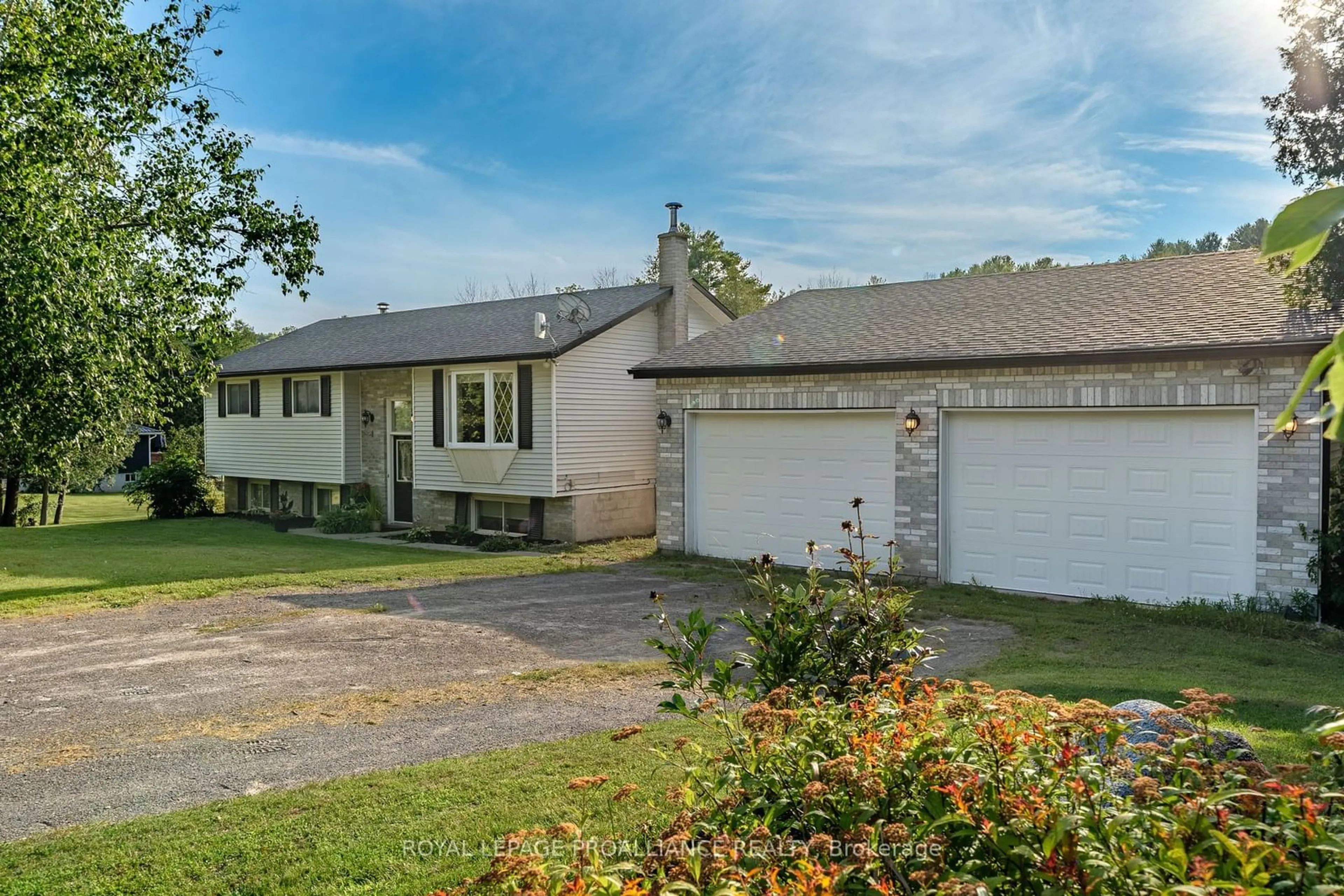 Frontside or backside of a home for 209 Townsend Rd, Belleville Ontario K0K 3E0