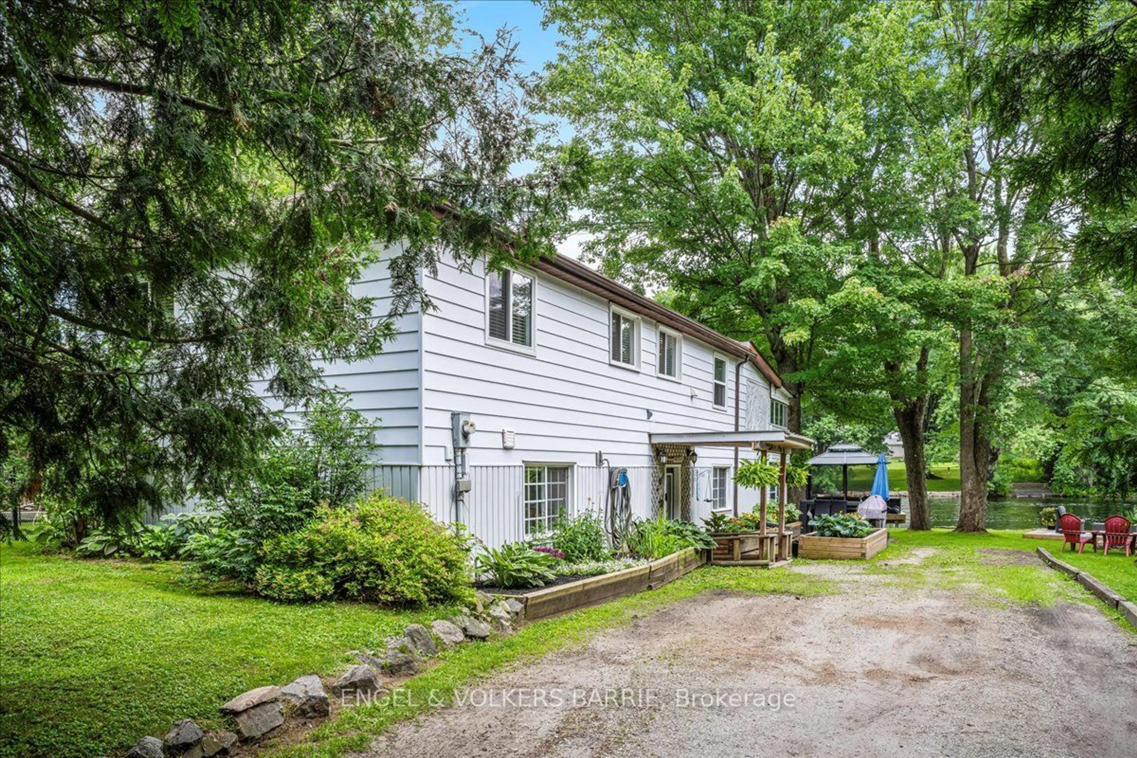 Outside view for 1057 Severn River Rd, Gravenhurst Ontario P0E 1N0