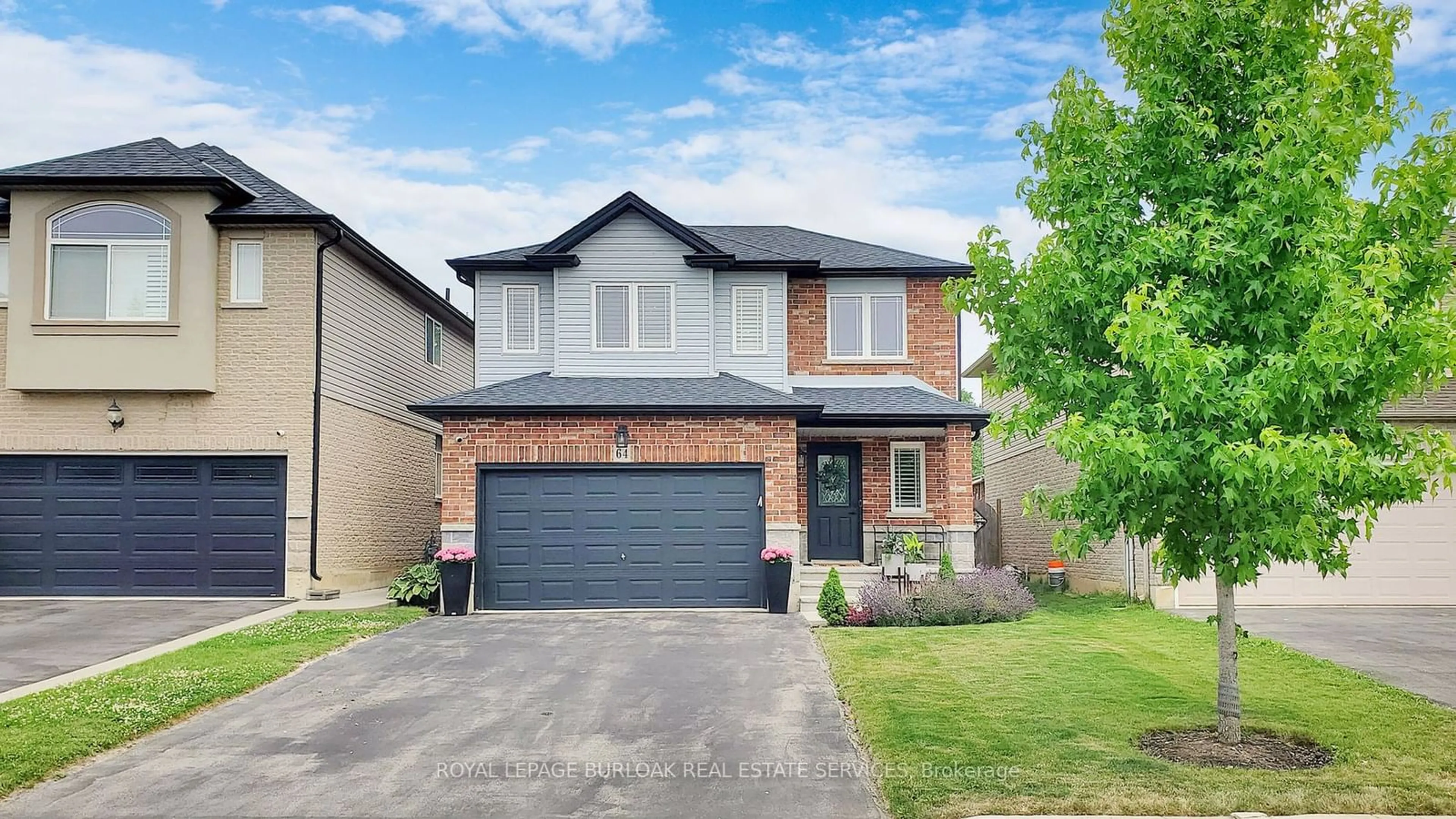 Frontside or backside of a home for 64 Stoneglen Way, Hamilton Ontario L0R 1W0