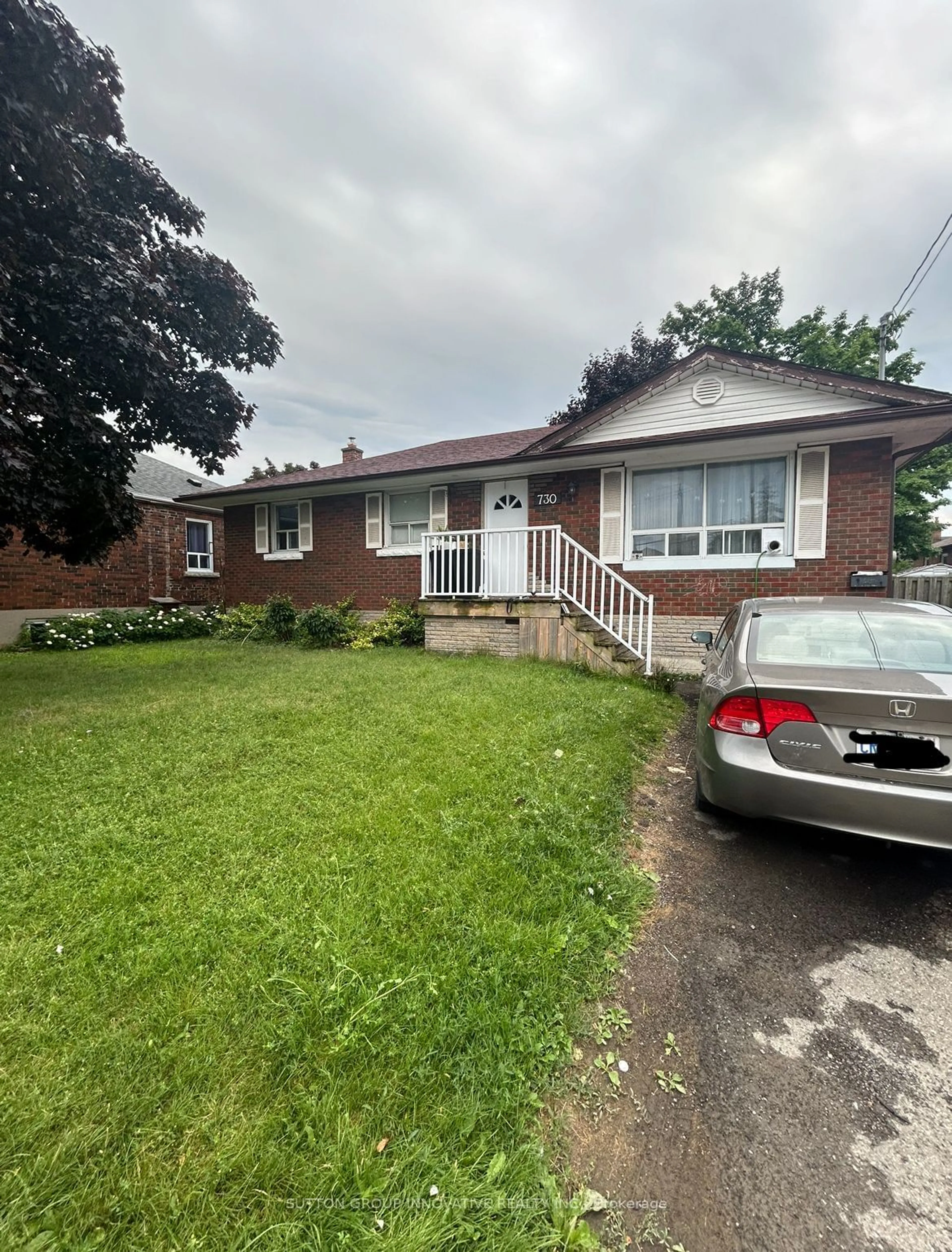 Frontside or backside of a home for 730 Queensdale Ave, Hamilton Ontario L8V 1M5