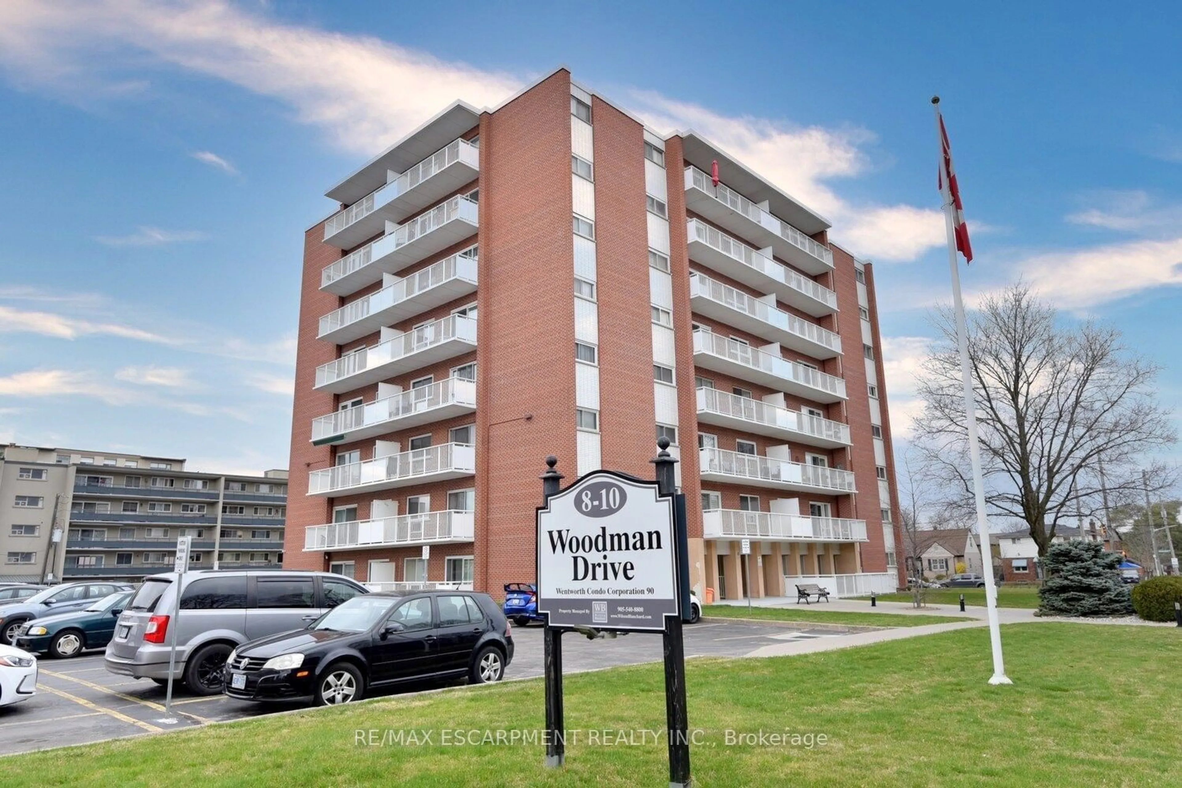 A pic from exterior of the house or condo for 8 Woodman Dr #602, Hamilton Ontario L8K 4C9