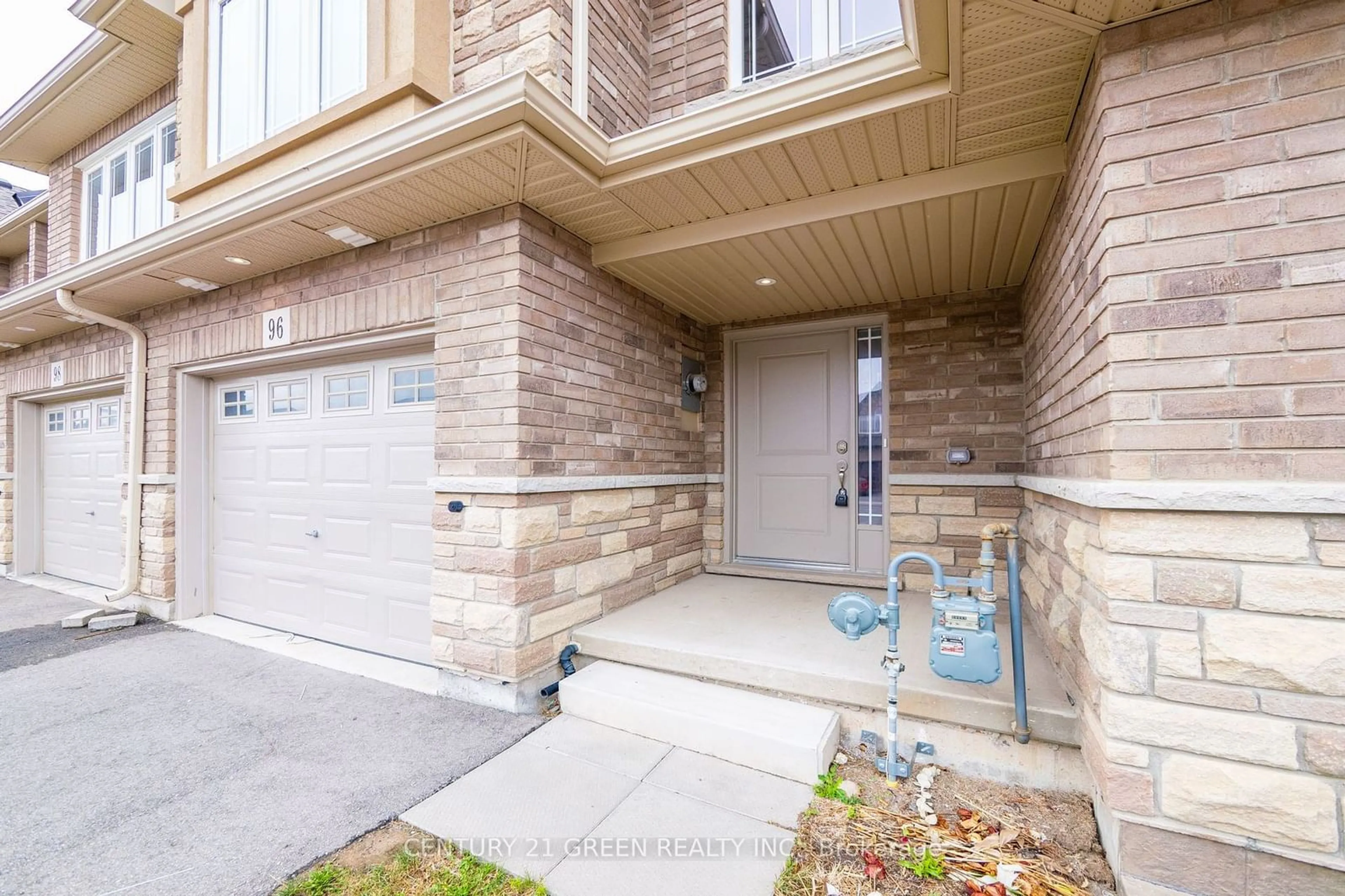 Home with brick exterior material for 96 Cittadella Blvd, Hamilton Ontario L0R 1P0