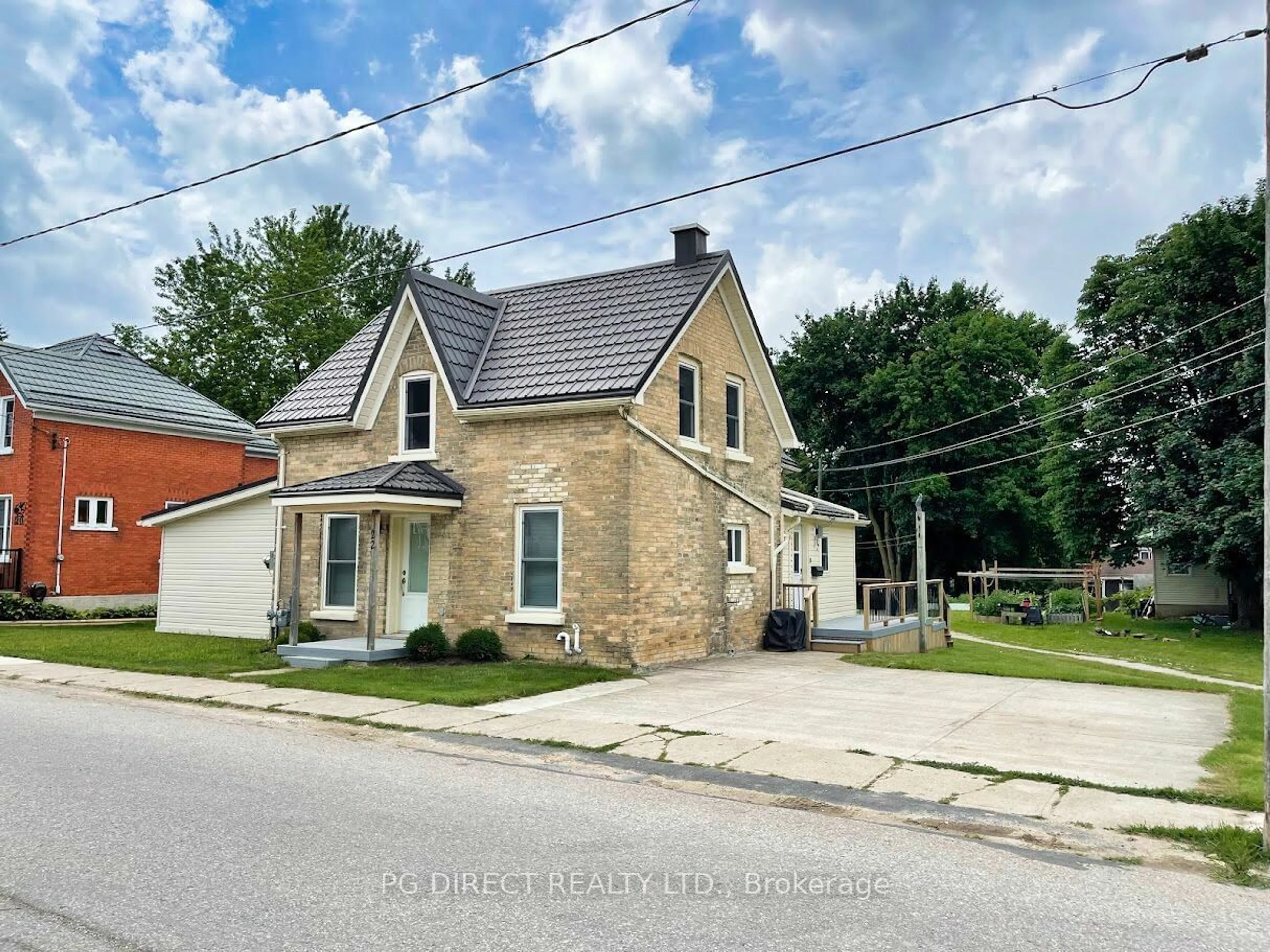 Frontside or backside of a home for 22 William St, Perth East Ontario N0K 1M0