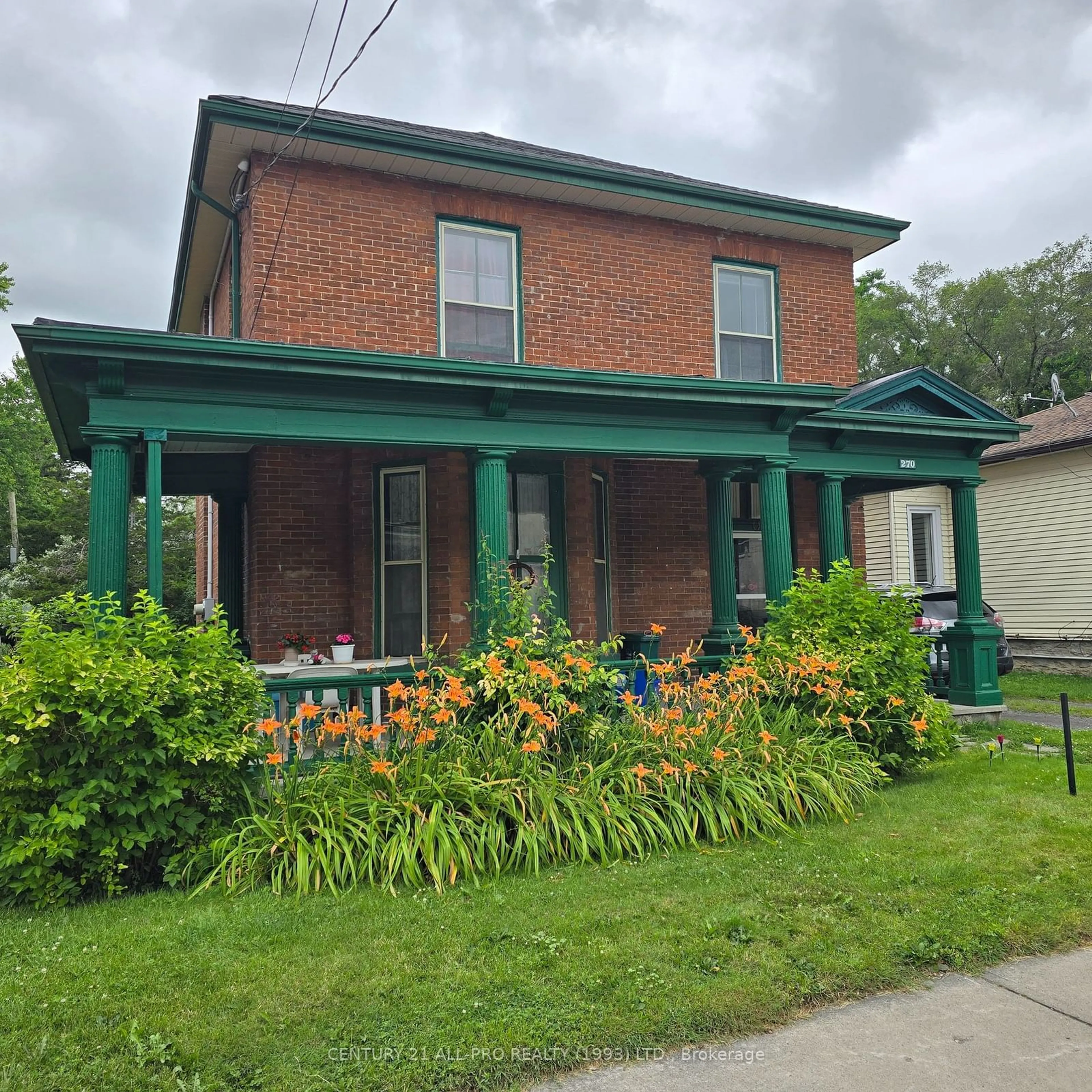 Frontside or backside of a home for 270 Williams St, Belleville Ontario K8N 3K6