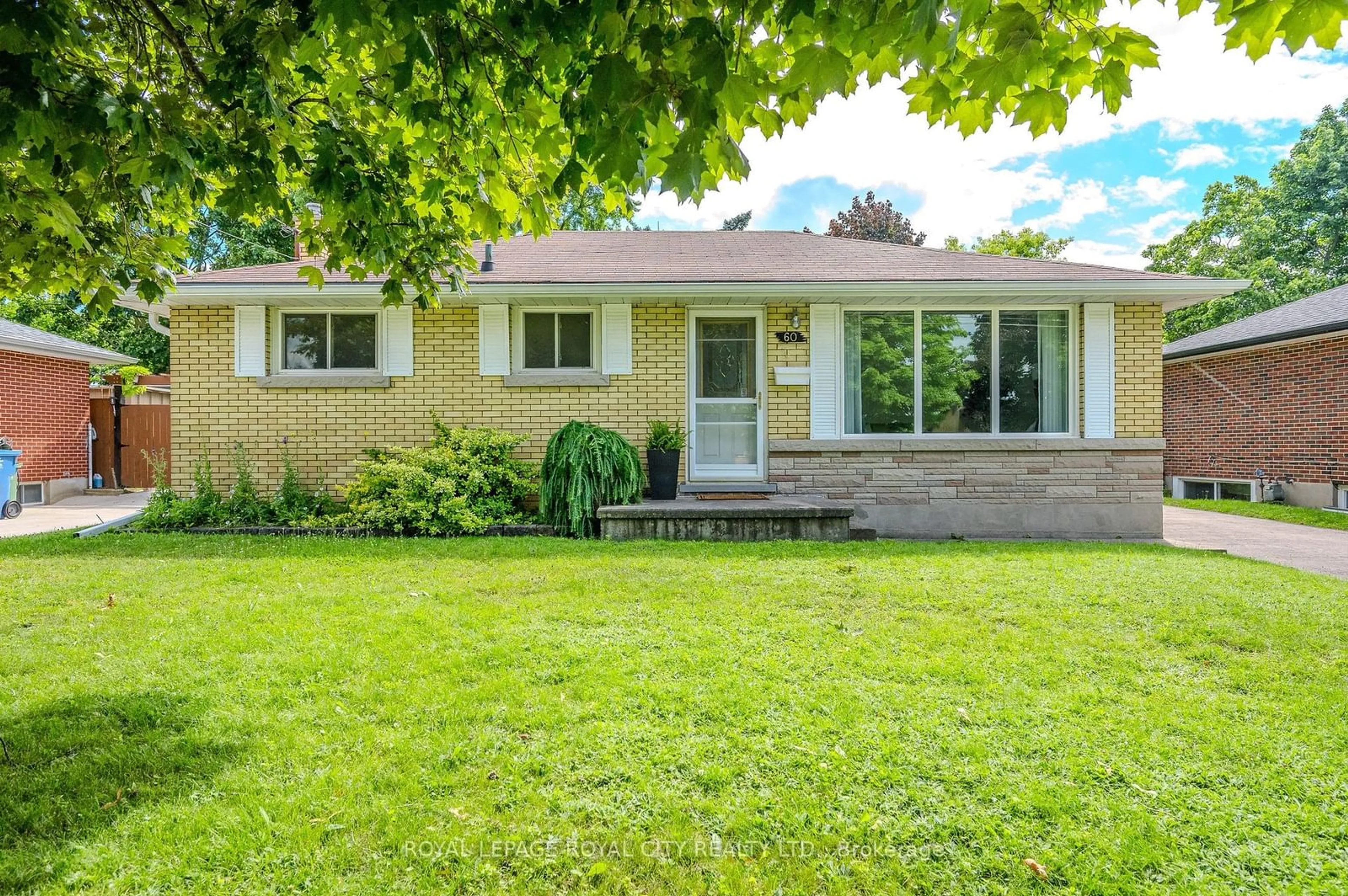 Outside view for 60 Western Ave, Guelph Ontario N1H 6A8