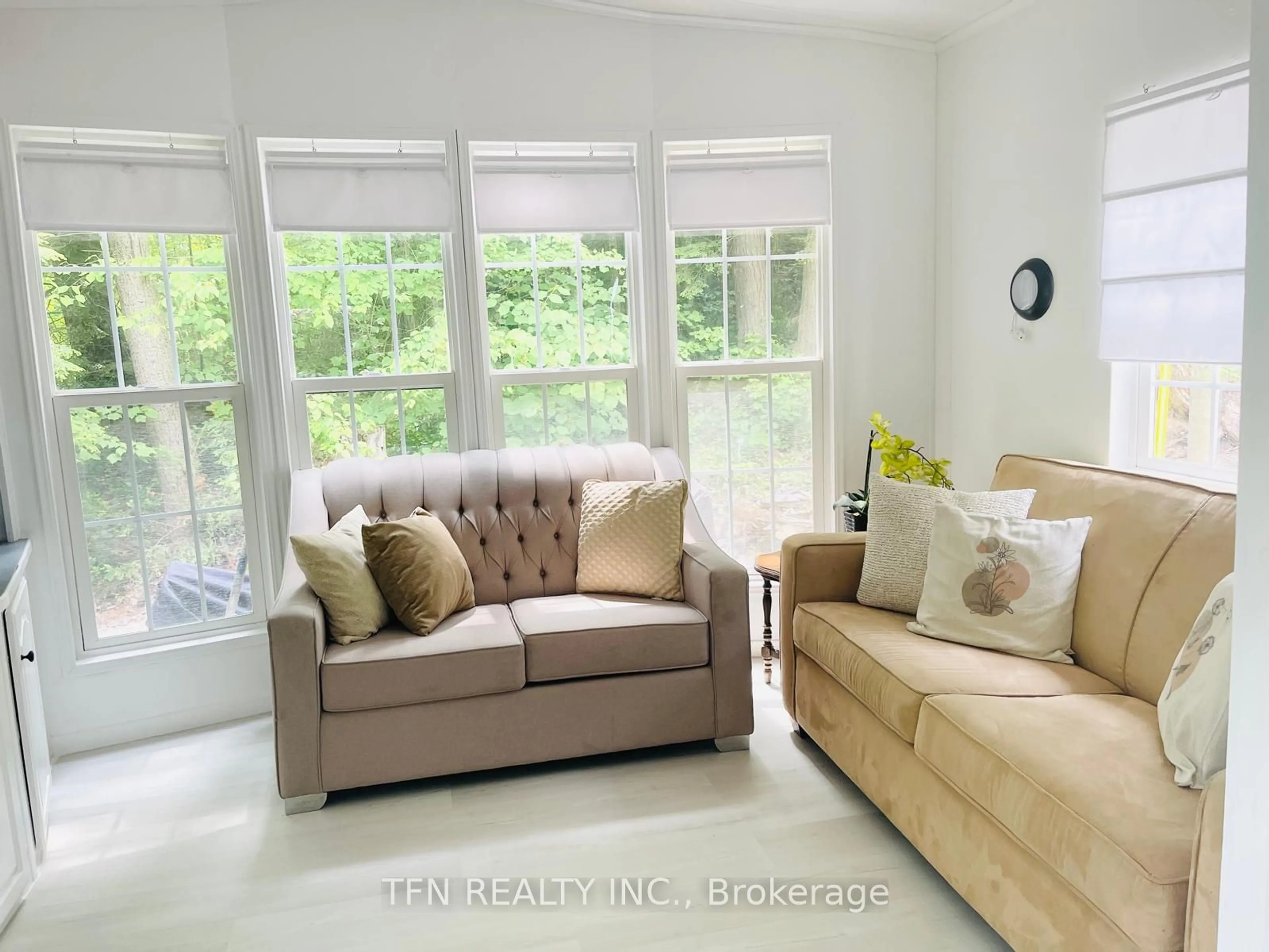 Living room, wood floors for 17 Head River Lane, Kawartha Lakes Ontario L0K 1W0