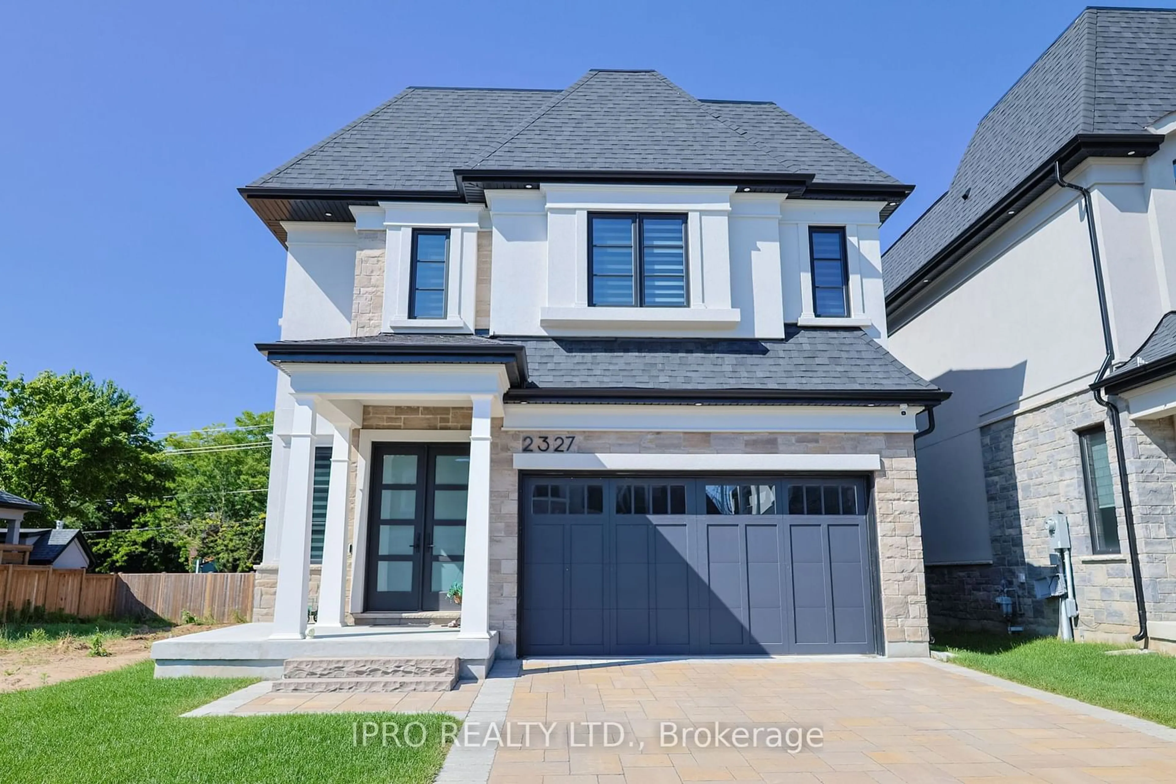 Home with brick exterior material for 2327 VALENTINA Cres, Niagara Falls Ontario L2J 0G1