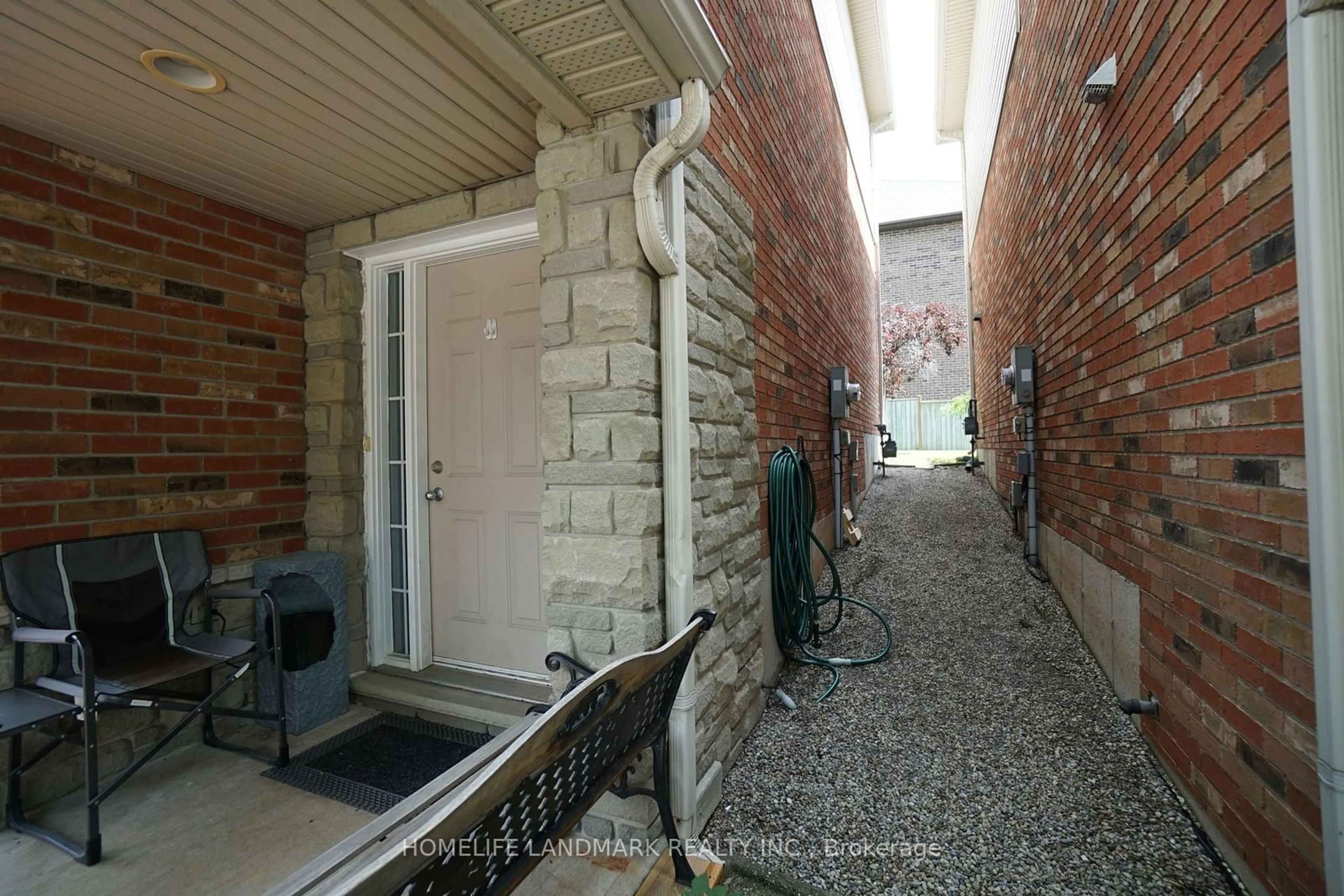 Patio for 876 Golf Links Rd #14, Hamilton Ontario L9K 1M7