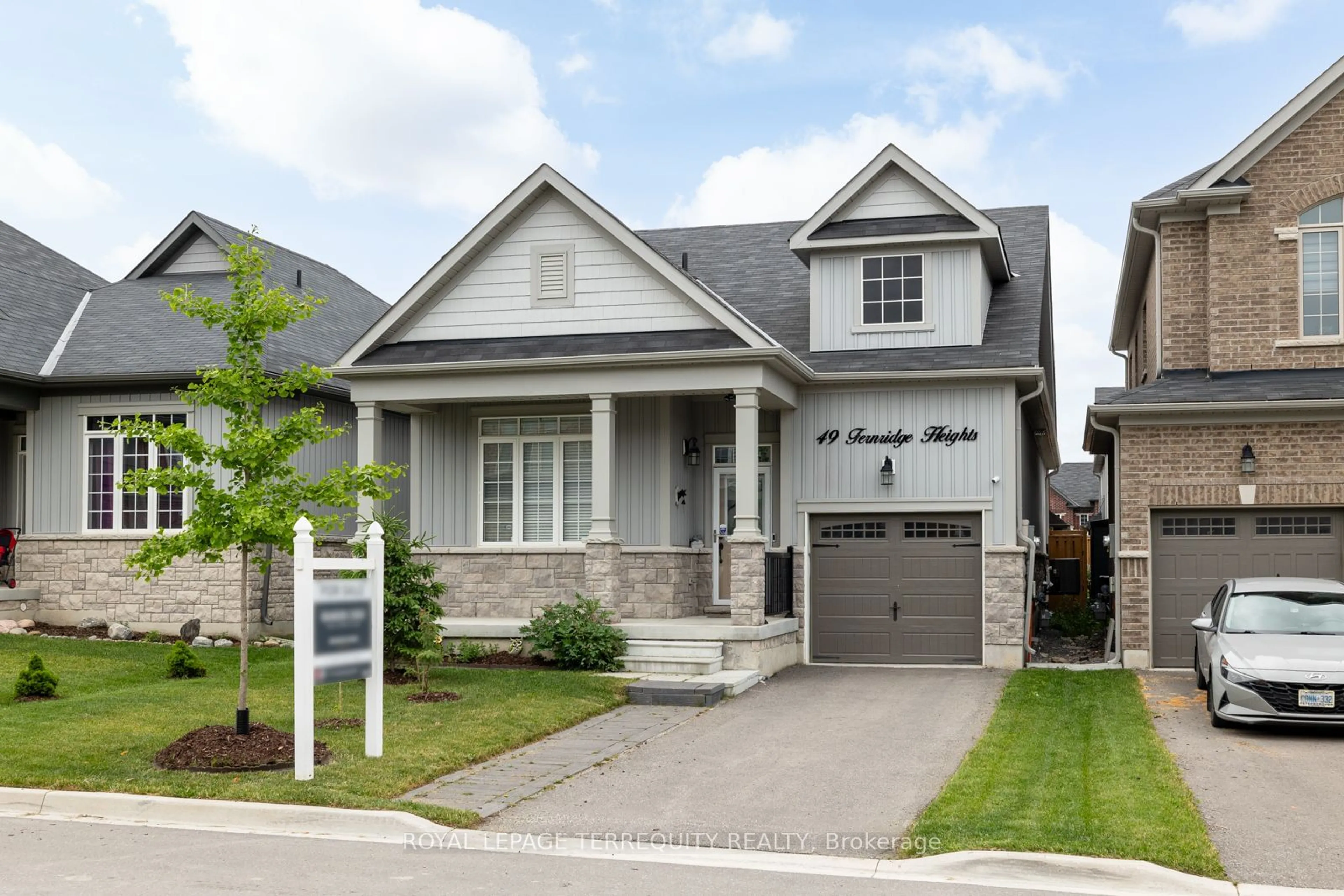 Frontside or backside of a home for 49 Fernridge Hts, Cavan Monaghan Ontario L0A 1G0