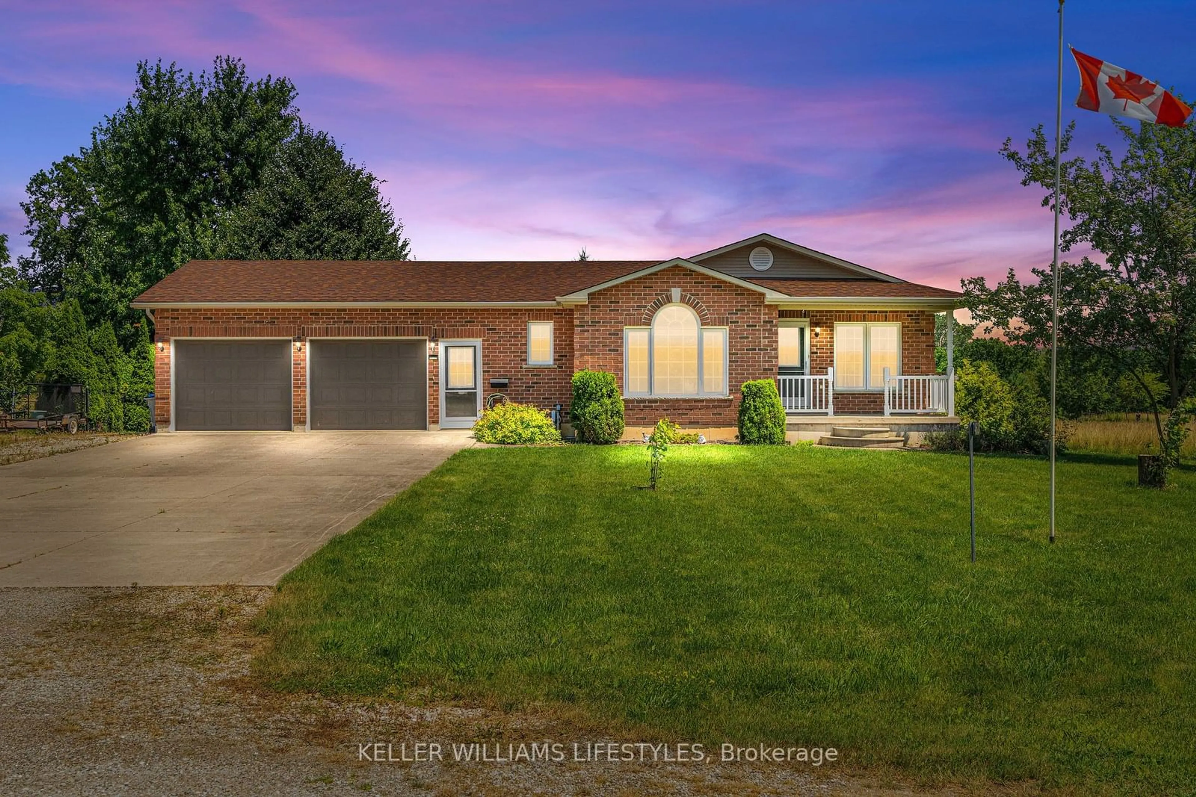 Frontside or backside of a home, the street view for 7462 ARKONA Rd, Lambton Shores Ontario N0M 1B0