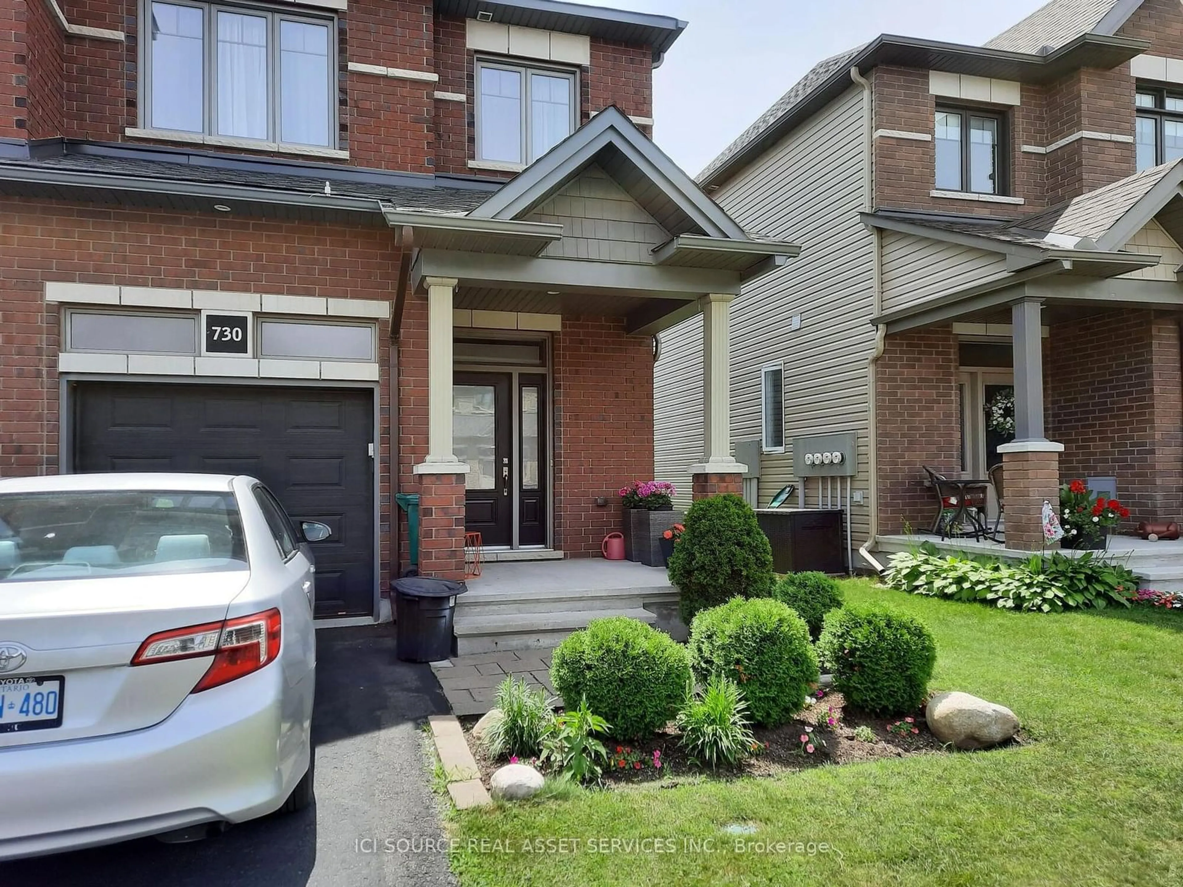 Home with brick exterior material for 730 Teasel Way, Ottawa Ontario K1T 3X1
